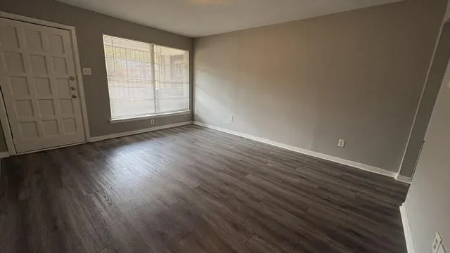Single Family Residence For Sale in Dallas County , 7208 Larchway Drive, Dallas, Texas 75232, 3 Bedroom, 2 Bathroom, Garage spaces, 1,580 Sqft, built in 1959, mls#21379093, Real Estate Agent in Dallas, Homes For Sale in Dallas county, Homes For Sale in Dallas, Realtor in Dallas Texas, Real Estate Brokerage Independent Realty Texas, Luminita Cordes Realtor