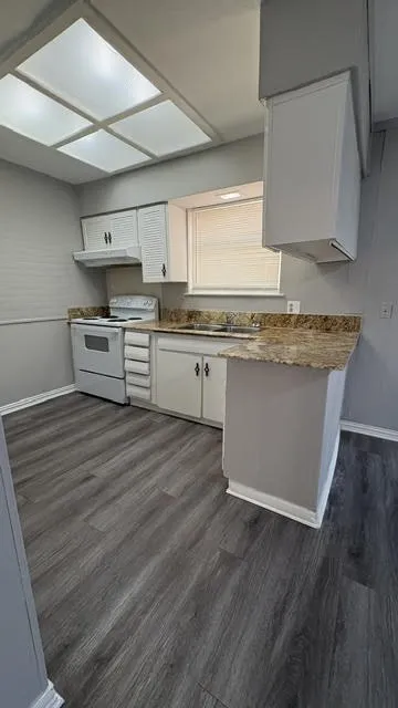 Single Family Residence For Sale in Dallas County , 7208 Larchway Drive, Dallas, Texas 75232, 3 Bedroom, 2 Bathroom, Garage spaces, 1,580 Sqft, built in 1959, mls#21379093, Real Estate Agent in Dallas, Homes For Sale in Dallas county, Homes For Sale in Dallas, Realtor in Dallas Texas, Real Estate Brokerage Independent Realty Texas, Luminita Cordes Realtor