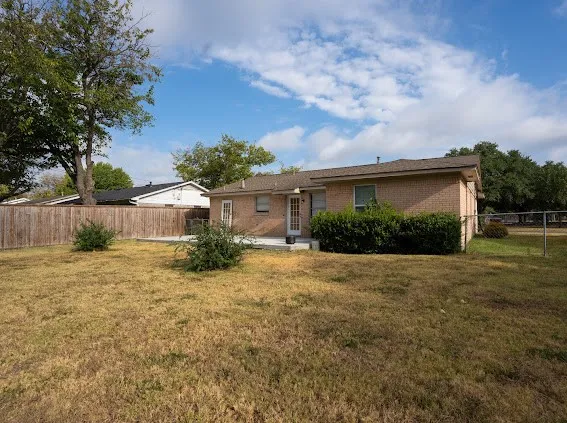 Single Family Residence For Rent in Dallas County , 522 La Salle Drive, Richardson, Texas 75081, 3 Bedroom, 2 Bathroom, 1 Garage spaces, 1,281 Sqft, built in 1960, mls#21379127, Real Estate Agent in Richardson, Homes For Rent in Dallas county, Homes For Rent in Richardson, Realtor in Richardson Texas, Real Estate Brokerage Independent Realty Texas, Luminita Cordes Realtor