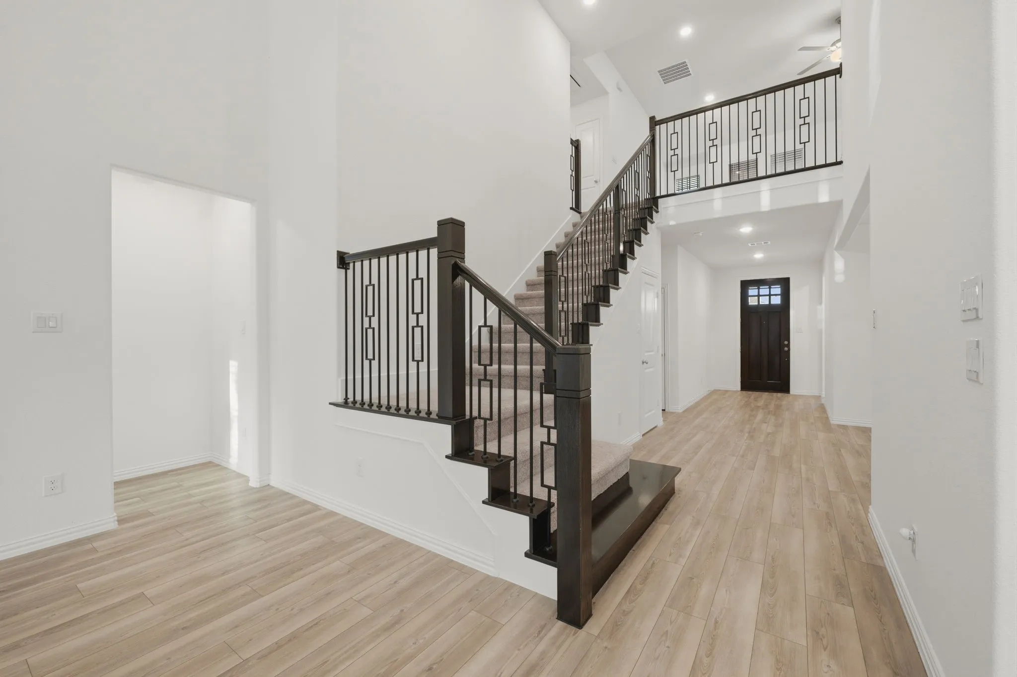 Single Family Residence For Rent in Collin County , 2507 Gentle Knoll Drive, Melissa, Texas 75454, 4 Bedroom, 4 Bathroom, 2 Garage spaces, 3,135 Sqft, built in 2024, mls#21379444, Real Estate Agent in Melissa, Homes For Rent in Collin county, Homes For Rent in Melissa, Realtor in Melissa Texas, Real Estate Brokerage Independent Realty Texas, Luminita Cordes Realtor