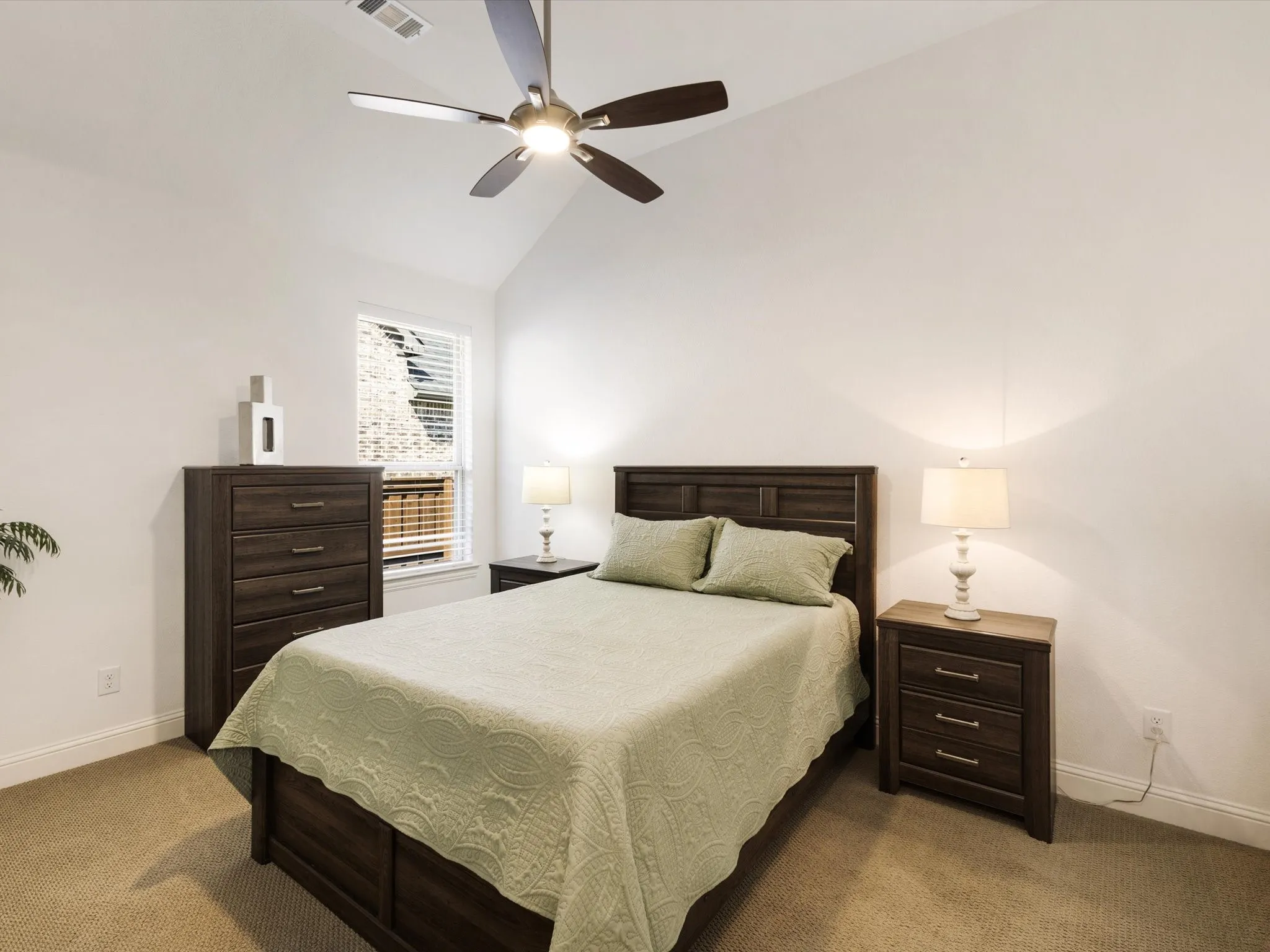 Single Family Residence For Sale in Denton County , 3721 Maxdale Drive, Prosper, Texas 75078, 3 Bedroom, 3 Bathroom, 2 Garage spaces, 2,953 Sqft, built in 2019, mls#21376783, Real Estate Agent in Prosper, Homes For Sale in Denton county, Homes For Sale in Prosper, Realtor in Prosper Texas, Real Estate Brokerage Independent Realty Texas, Luminita Cordes Realtor