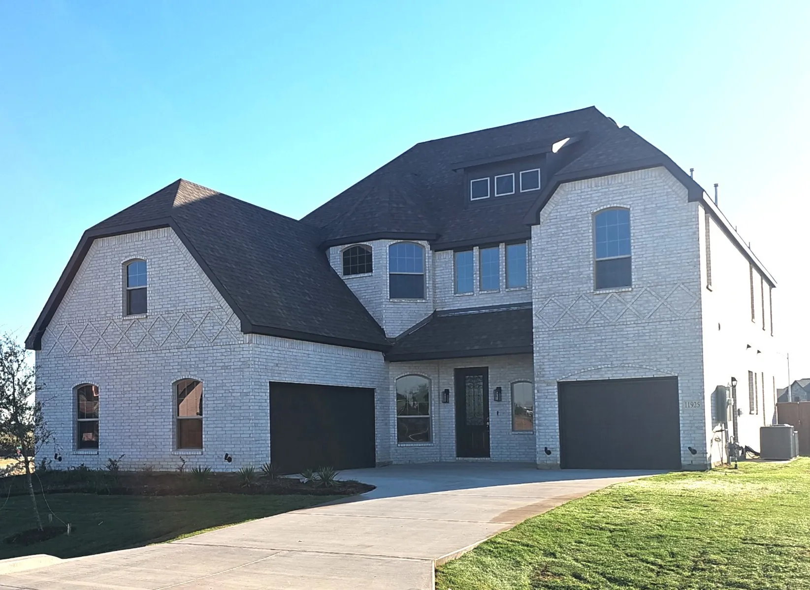 Single Family Residence For Sale in Johnson County , 11925 Serval Street, Godley, Texas 76044, 6 Bedroom, 4 Bathroom, 3 Garage spaces, 4,391 Sqft, built in 2026, mls#21379454, Real Estate Agent in Godley, Homes For Sale in Johnson county, Homes For Sale in Godley, Realtor in Godley Texas, Real Estate Brokerage Independent Realty Texas, Luminita Cordes Realtor