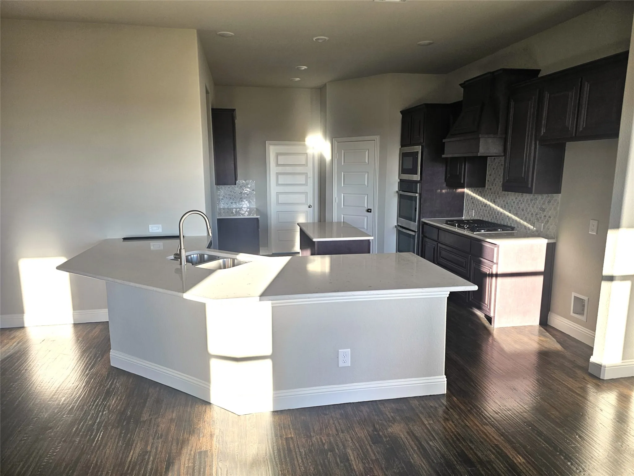 Single Family Residence For Sale in Johnson County , 11925 Serval Street, Godley, Texas 76044, 6 Bedroom, 4 Bathroom, 3 Garage spaces, 4,391 Sqft, built in 2026, mls#21379454, Real Estate Agent in Godley, Homes For Sale in Johnson county, Homes For Sale in Godley, Realtor in Godley Texas, Real Estate Brokerage Independent Realty Texas, Luminita Cordes Realtor