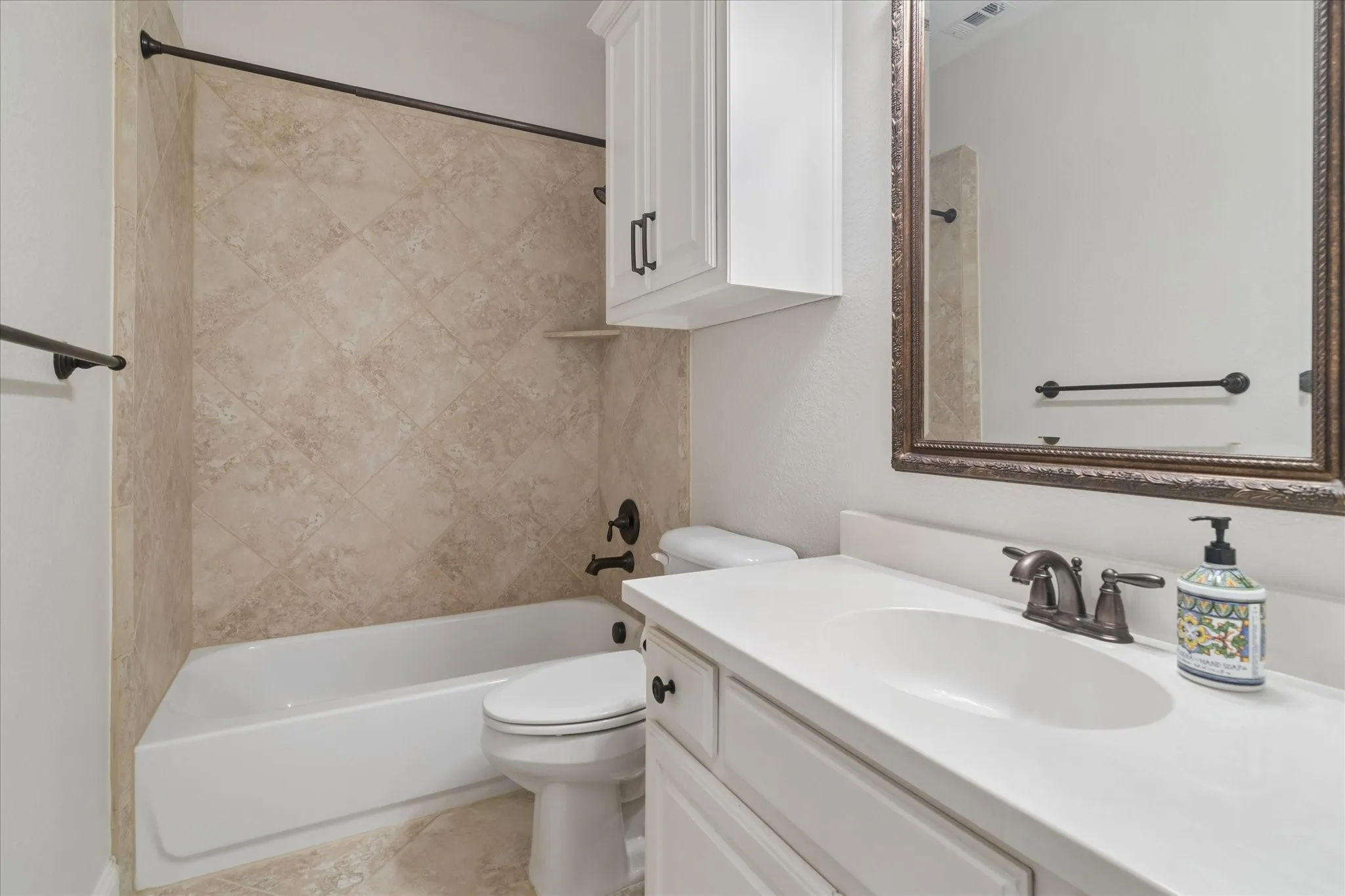 Single Family Residence For Sale in Collin County , 3205 Gerry Drive, Melissa, Texas 75454, 4 Bedroom, 3 Bathroom, 3 Garage spaces, 2,801 Sqft, built in 2014, mls#21379456, Real Estate Agent in Melissa, Homes For Sale in Collin county, Homes For Sale in Melissa, Realtor in Melissa Texas, Real Estate Brokerage Independent Realty Texas, Luminita Cordes Realtor