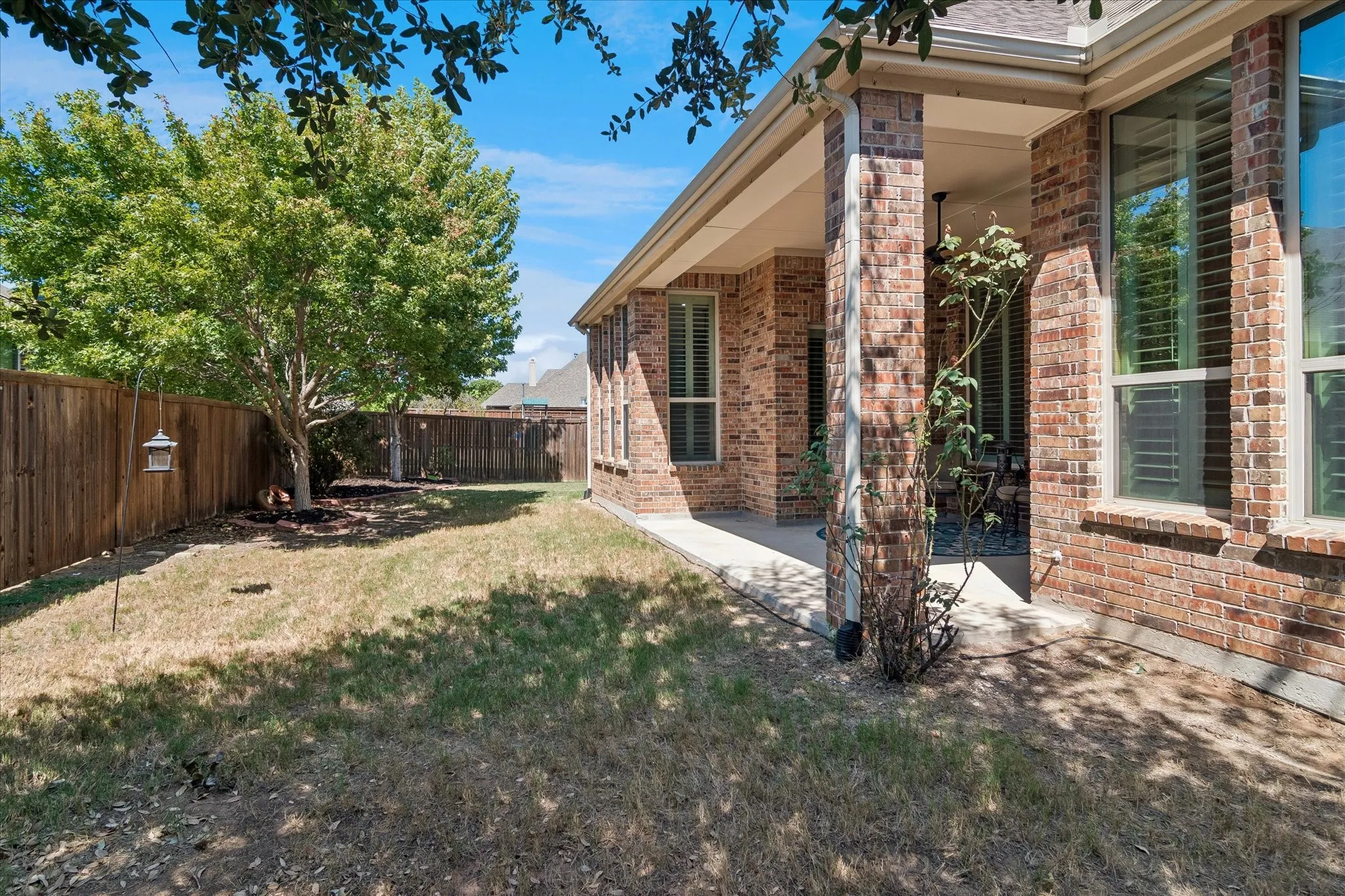 Single Family Residence For Sale in Collin County , 3205 Gerry Drive, Melissa, Texas 75454, 4 Bedroom, 3 Bathroom, 3 Garage spaces, 2,801 Sqft, built in 2014, mls#21379456, Real Estate Agent in Melissa, Homes For Sale in Collin county, Homes For Sale in Melissa, Realtor in Melissa Texas, Real Estate Brokerage Independent Realty Texas, Luminita Cordes Realtor