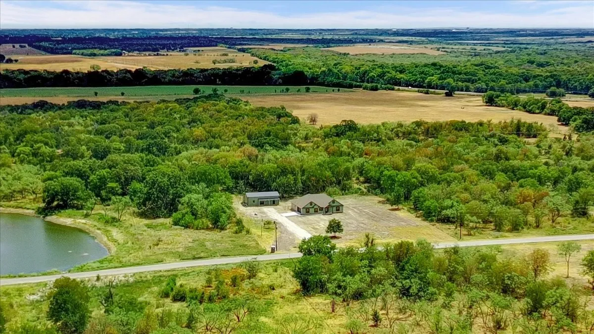 Single Family Residence For Sale in Navarro County , 785 Palmito Ranch Rd, Corsicana, Texas 75110, 3 Bedroom, 2 Bathroom, 2 Garage spaces, 1,900 Sqft, built in 2026, mls#21377634, Real Estate Agent in Corsicana, Homes For Sale in Navarro county, Homes For Sale in Corsicana, Realtor in Corsicana Texas, Real Estate Brokerage Independent Realty Texas, Luminita Cordes Realtor