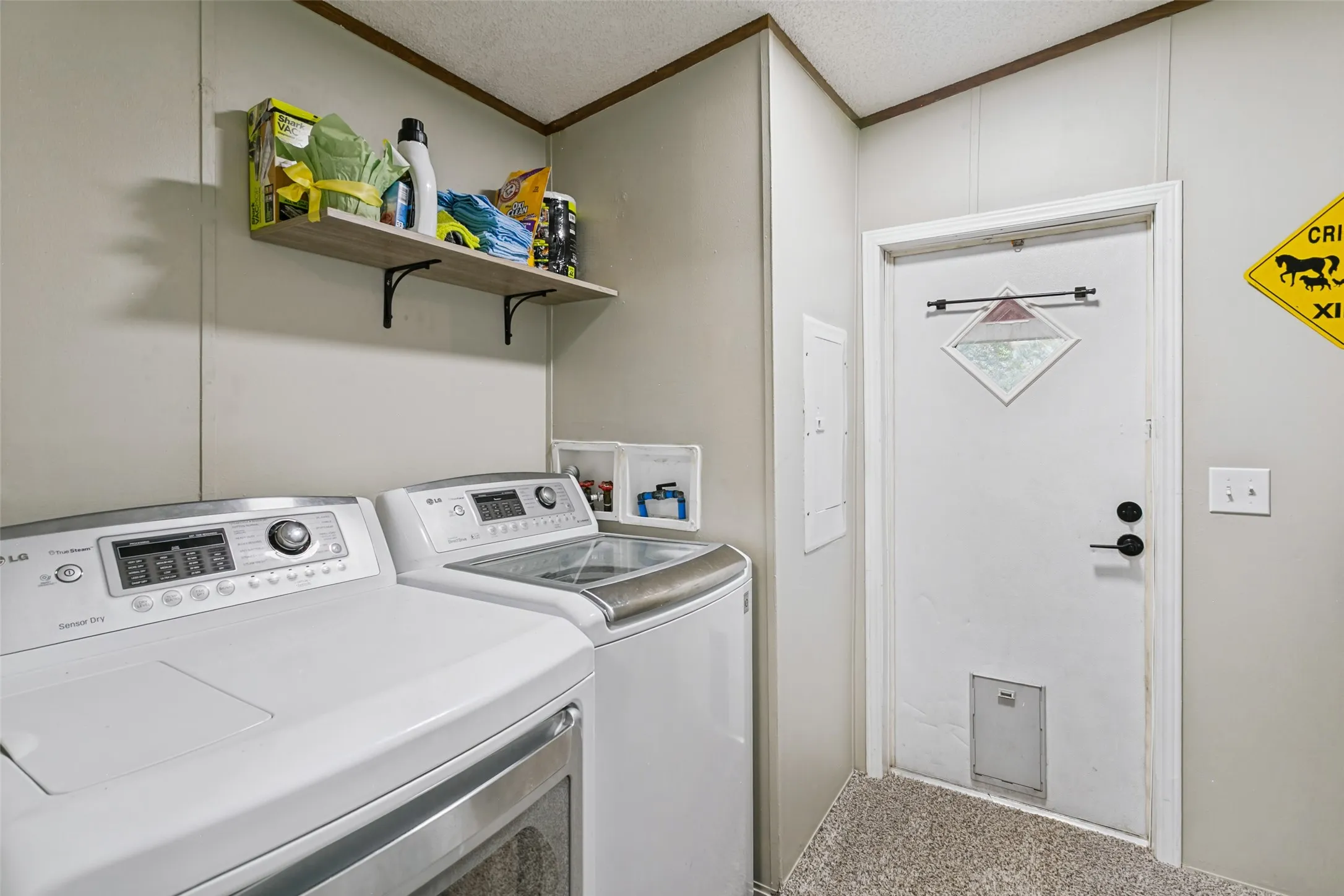 Mobile Home For Sale in Hood County , 6013 Idaho Trail, Granbury, Texas 76048, 3 Bedroom, 2 Bathroom, Garage spaces, 2,000 Sqft, built in 2000, mls#21379431, Real Estate Agent in Granbury, Homes For Sale in Hood county, Homes For Sale in Granbury, Realtor in Granbury Texas, Real Estate Brokerage Independent Realty Texas, Luminita Cordes Realtor
