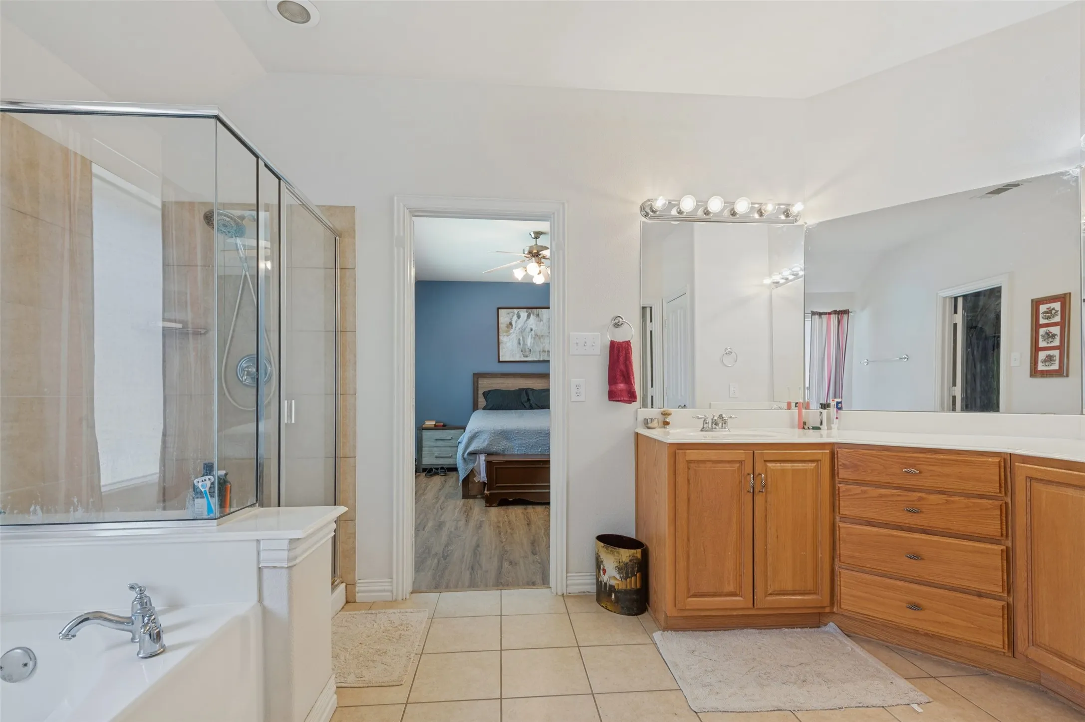 Single Family Residence For Sale in Ellis County , 3018 Ashlawn Court, Midlothian, Texas 76065, 4 Bedroom, 4 Bathroom, 2 Garage spaces, 2,367 Sqft, built in 2007, mls#21378065, Real Estate Agent in Midlothian, Homes For Sale in Ellis county, Homes For Sale in Midlothian, Realtor in Midlothian Texas, Real Estate Brokerage Independent Realty Texas, Luminita Cordes Realtor