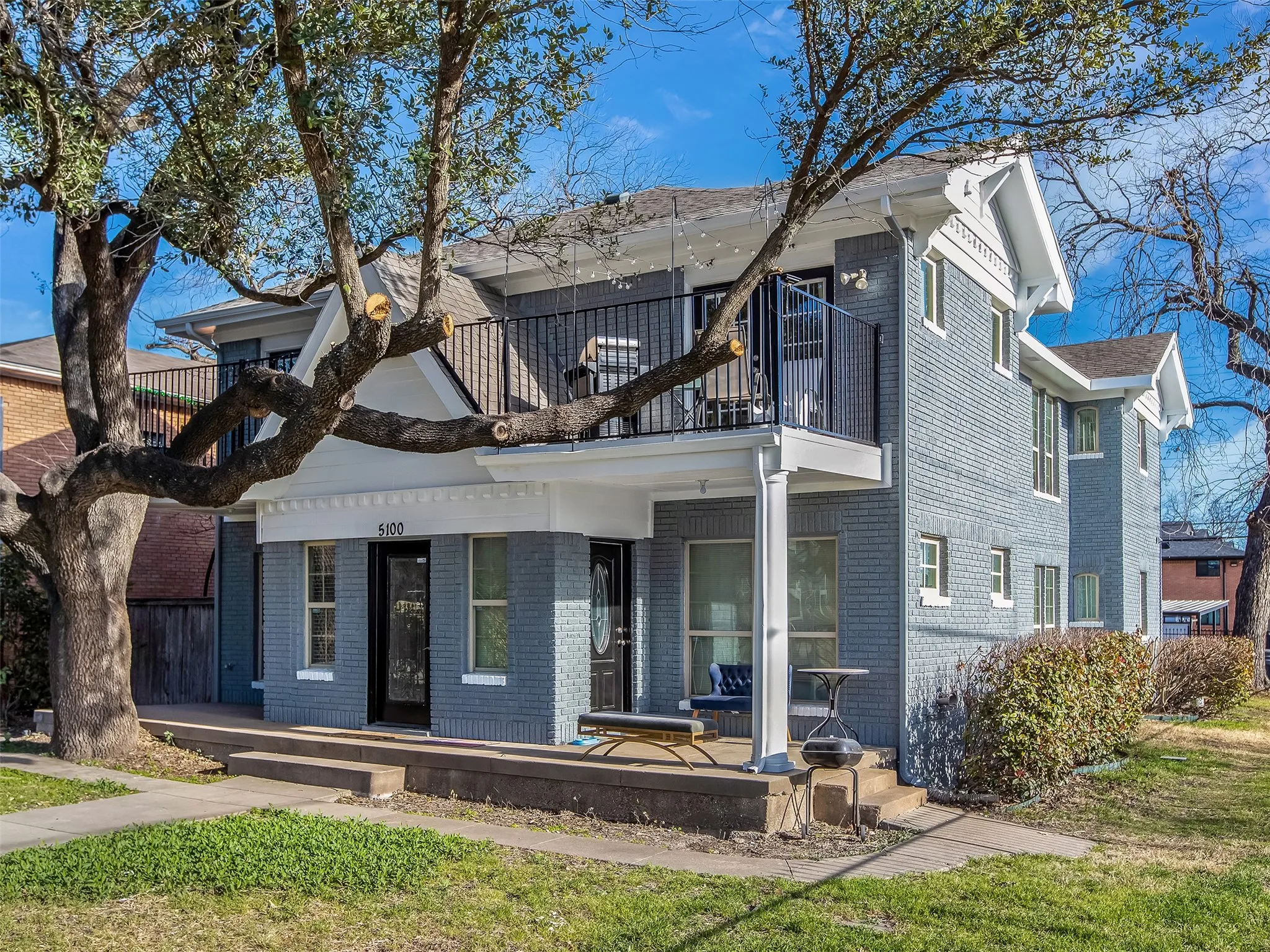 Condominium For Rent in Dallas County , 5100 Bryan Street A, Dallas, Texas 75206, 2 Bedroom, 1 Bathroom, Garage spaces, 860 Sqft, built in 1923, mls#21379476, Real Estate Agent in Dallas, Homes For Rent in Dallas county, Homes For Rent in Dallas, Realtor in Dallas Texas, Real Estate Brokerage Independent Realty Texas, Luminita Cordes Realtor