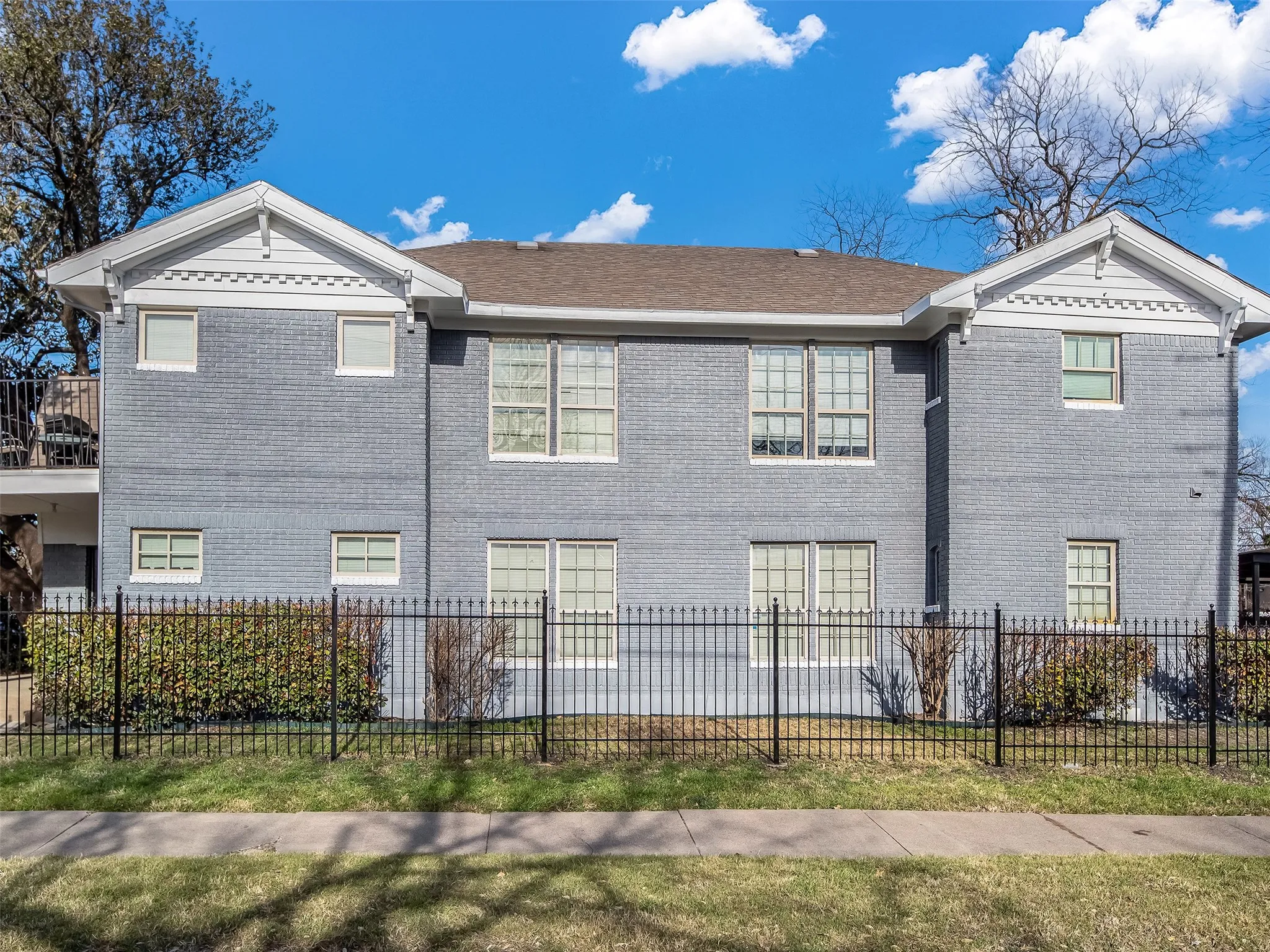 Condominium For Rent in Dallas County , 5100 Bryan Street A, Dallas, Texas 75206, 2 Bedroom, 1 Bathroom, Garage spaces, 860 Sqft, built in 1923, mls#21379476, Real Estate Agent in Dallas, Homes For Rent in Dallas county, Homes For Rent in Dallas, Realtor in Dallas Texas, Real Estate Brokerage Independent Realty Texas, Luminita Cordes Realtor