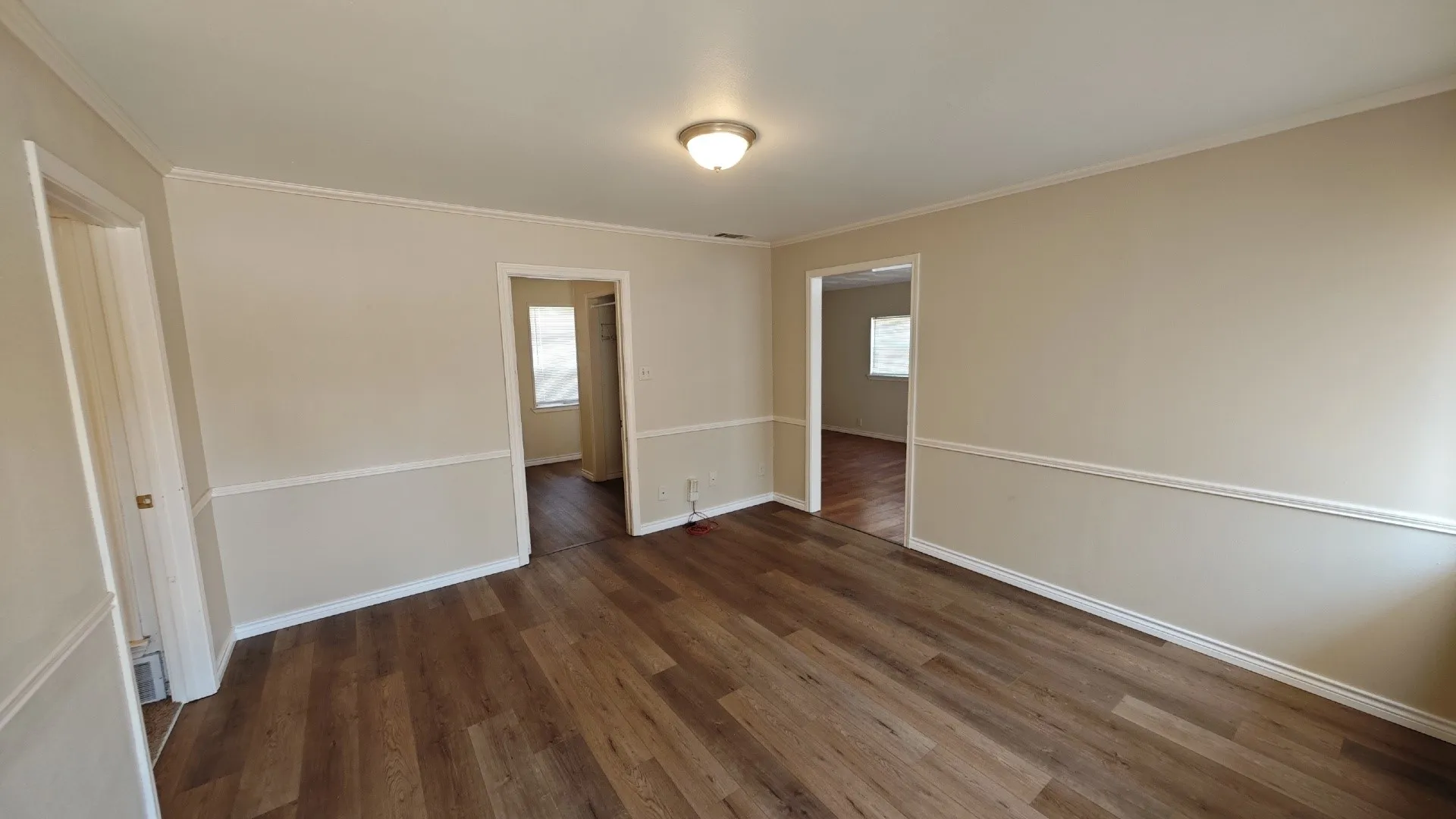 Single Family Residence For Rent in Dallas County , 12225 Schroeder Road, Dallas, Texas 75243, 3 Bedroom, 1 Bathroom, Garage spaces, 1,174 Sqft, built in 1955, mls#21379478, Real Estate Agent in Dallas, Homes For Rent in Dallas county, Homes For Rent in Dallas, Realtor in Dallas Texas, Real Estate Brokerage Independent Realty Texas, Luminita Cordes Realtor