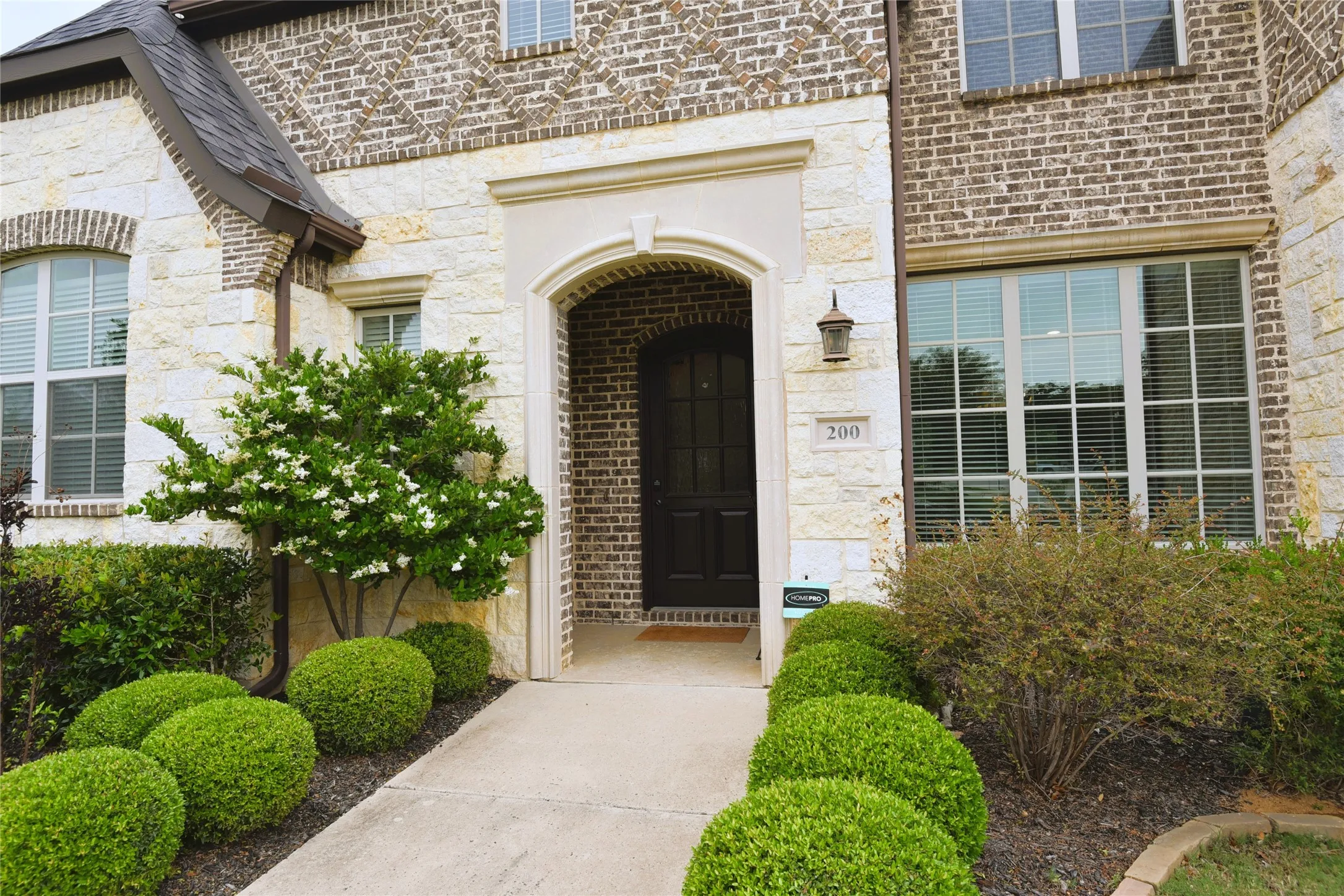 Single Family Residence For Rent in Tarrant County , 200 Montrose Lane, Southlake, Texas 76092, 4 Bedroom, 6 Bathroom, 3 Garage spaces, 4,478 Sqft, built in 2016, mls#21379491, Real Estate Agent in Southlake, Homes For Rent in Tarrant county, Homes For Rent in Southlake, Realtor in Southlake Texas, Real Estate Brokerage Independent Realty Texas, Luminita Cordes Realtor