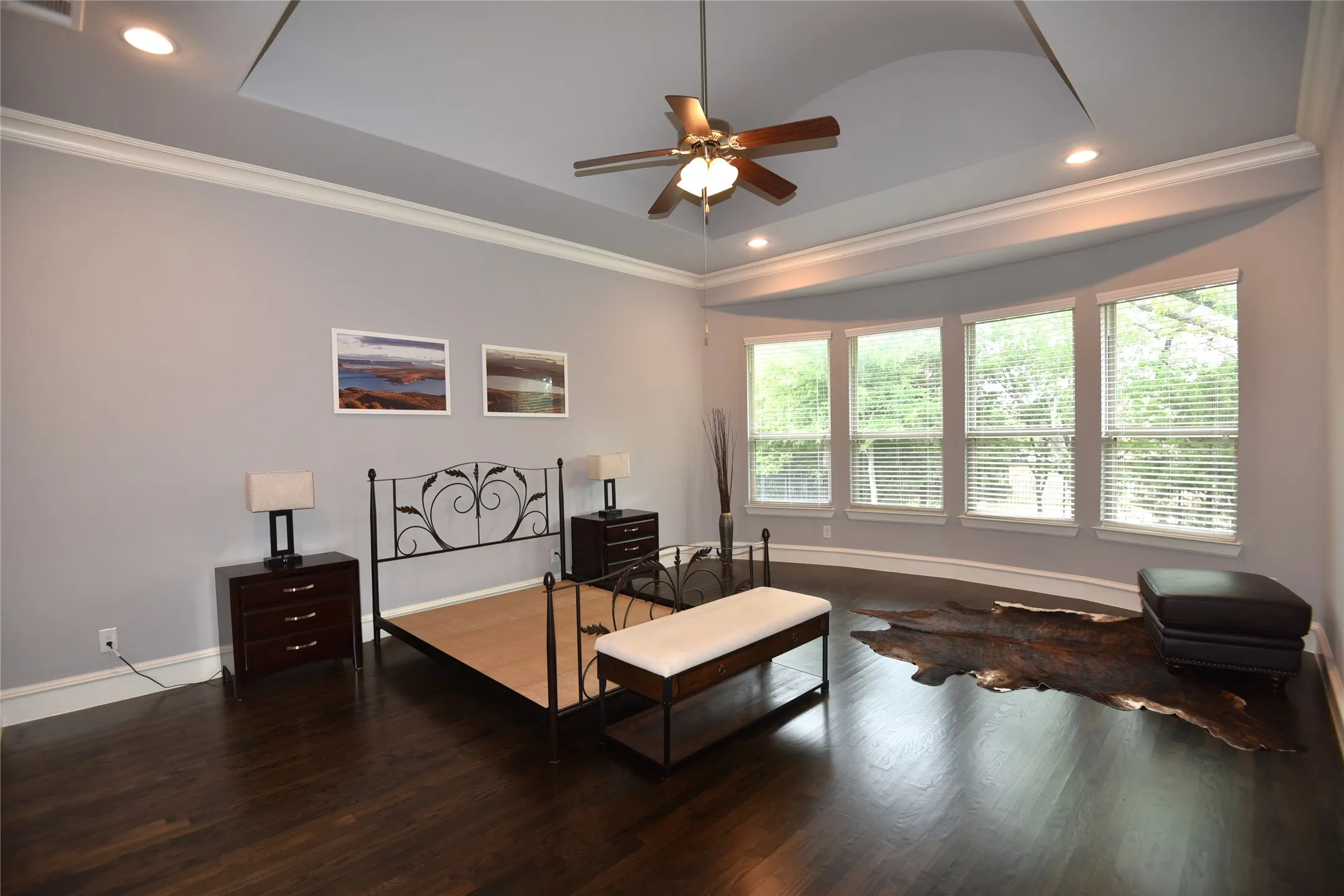 Single Family Residence For Rent in Tarrant County , 200 Montrose Lane, Southlake, Texas 76092, 4 Bedroom, 6 Bathroom, 3 Garage spaces, 4,478 Sqft, built in 2016, mls#21379491, Real Estate Agent in Southlake, Homes For Rent in Tarrant county, Homes For Rent in Southlake, Realtor in Southlake Texas, Real Estate Brokerage Independent Realty Texas, Luminita Cordes Realtor