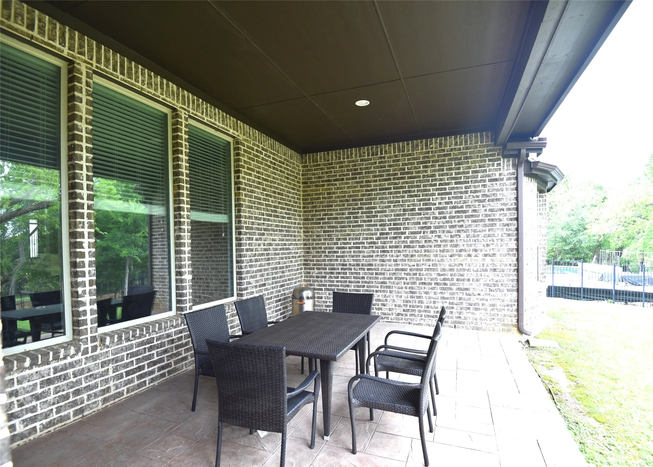 Single Family Residence For Rent in Tarrant County , 200 Montrose Lane, Southlake, Texas 76092, 4 Bedroom, 6 Bathroom, 3 Garage spaces, 4,478 Sqft, built in 2016, mls#21379491, Real Estate Agent in Southlake, Homes For Rent in Tarrant county, Homes For Rent in Southlake, Realtor in Southlake Texas, Real Estate Brokerage Independent Realty Texas, Luminita Cordes Realtor