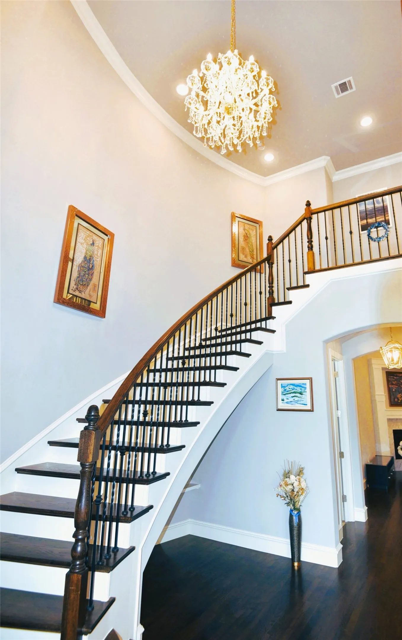 Single Family Residence For Rent in Tarrant County , 200 Montrose Lane, Southlake, Texas 76092, 4 Bedroom, 6 Bathroom, 3 Garage spaces, 4,478 Sqft, built in 2016, mls#21379491, Real Estate Agent in Southlake, Homes For Rent in Tarrant county, Homes For Rent in Southlake, Realtor in Southlake Texas, Real Estate Brokerage Independent Realty Texas, Luminita Cordes Realtor