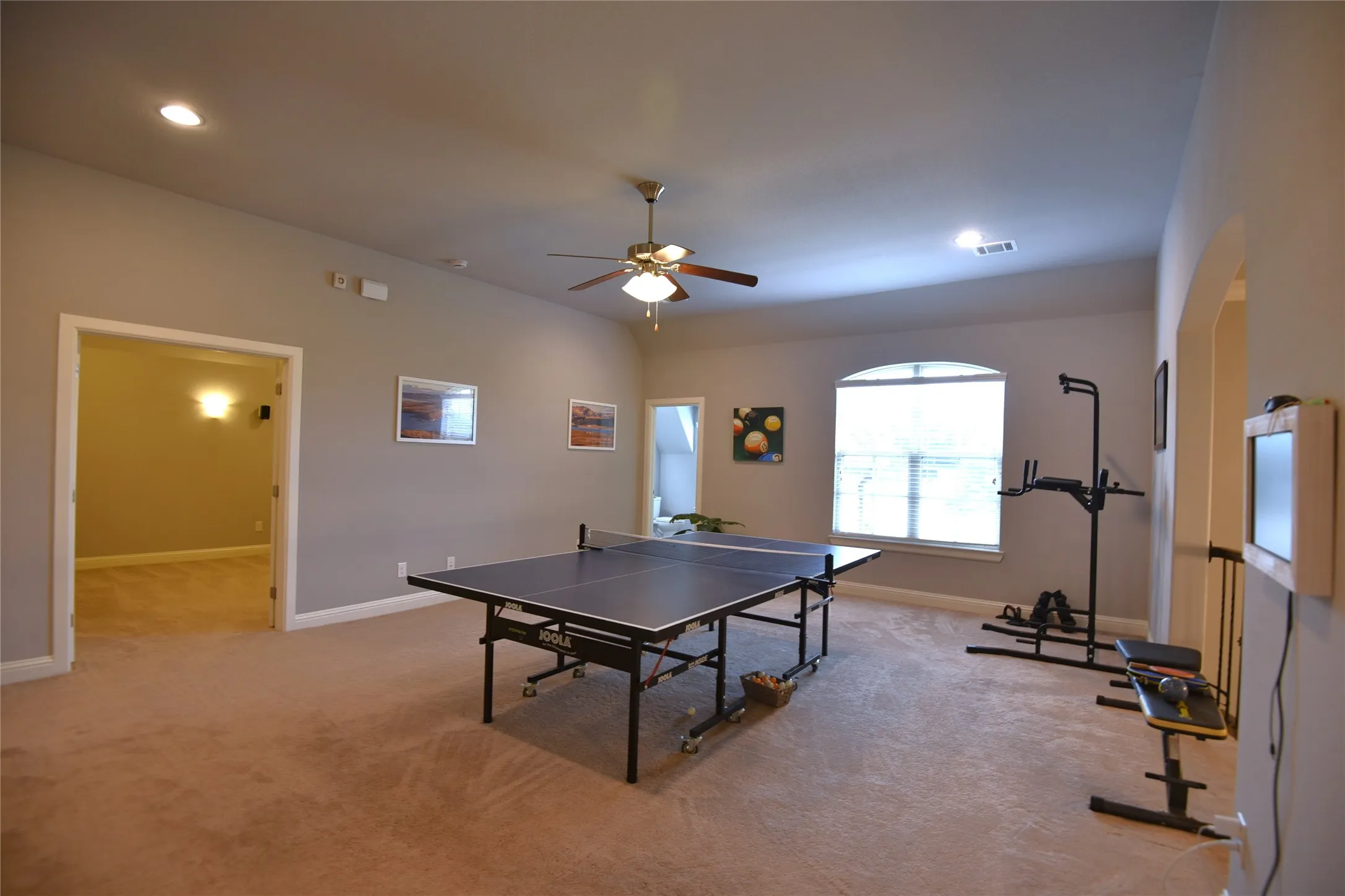 Single Family Residence For Rent in Tarrant County , 200 Montrose Lane, Southlake, Texas 76092, 4 Bedroom, 6 Bathroom, 3 Garage spaces, 4,478 Sqft, built in 2016, mls#21379491, Real Estate Agent in Southlake, Homes For Rent in Tarrant county, Homes For Rent in Southlake, Realtor in Southlake Texas, Real Estate Brokerage Independent Realty Texas, Luminita Cordes Realtor