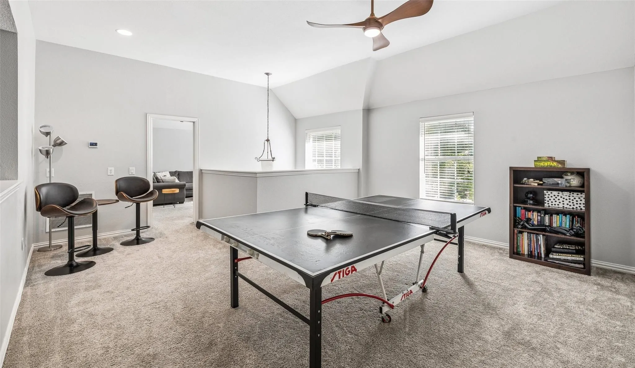 Single Family Residence For Sale in Collin County , 3205 Merita Drive, Richardson, Texas 75082, 5 Bedroom, 4 Bathroom, 3 Garage spaces, 3,425 Sqft, built in 1999, mls#21364332, Real Estate Agent in Richardson, Homes For Sale in Collin county, Homes For Sale in Richardson, Realtor in Richardson Texas, Real Estate Brokerage Independent Realty Texas, Luminita Cordes Realtor