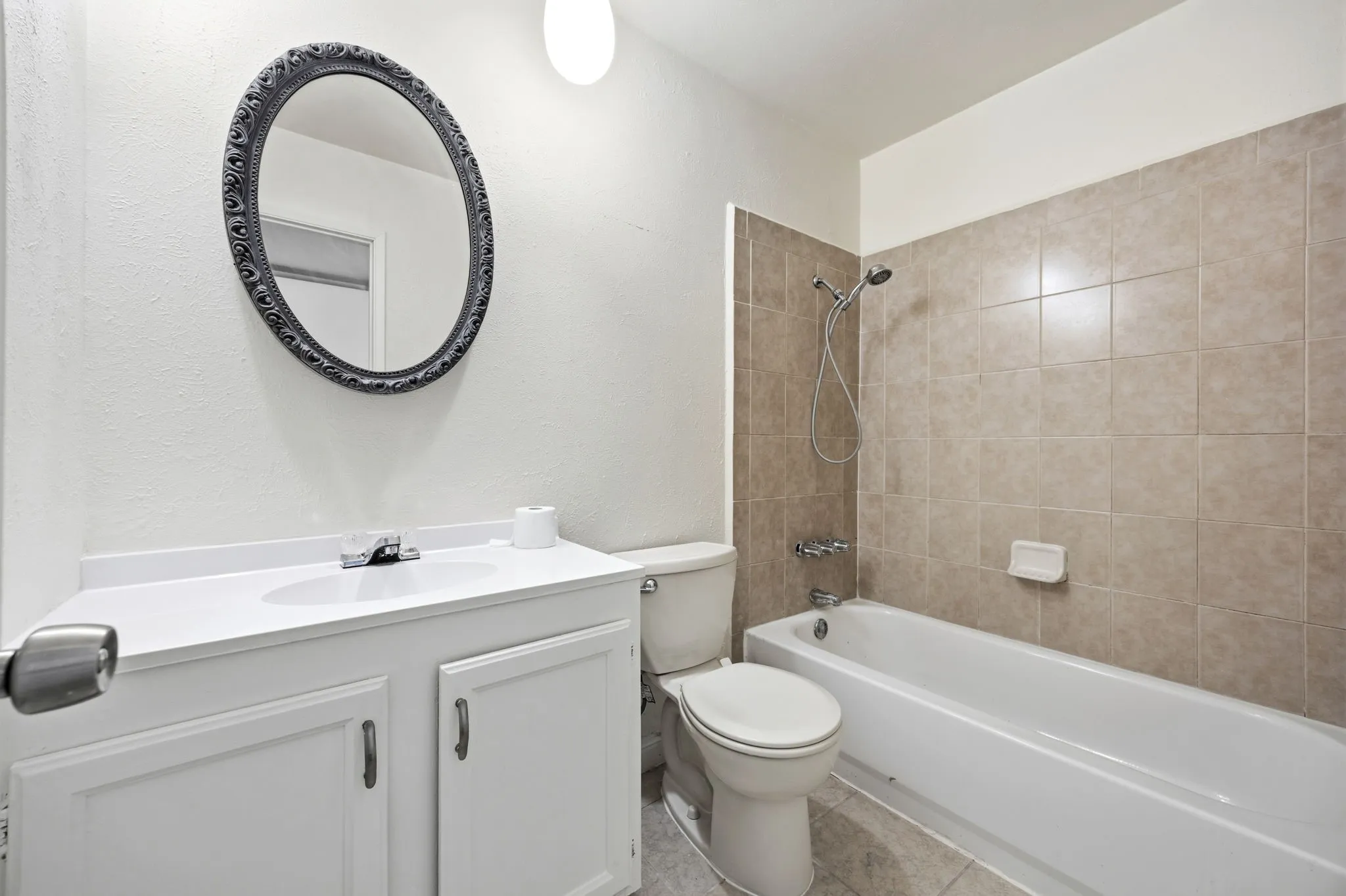 Single Family Residence For Sale in Dallas County , 3314 Excalibur Circle, Garland, Texas 75044, 3 Bedroom, 2 Bathroom, 2 Garage spaces, 2,024 Sqft, built in 1975, mls#21379457, Real Estate Agent in Garland, Homes For Sale in Dallas county, Homes For Sale in Garland, Realtor in Garland Texas, Real Estate Brokerage Independent Realty Texas, Luminita Cordes Realtor