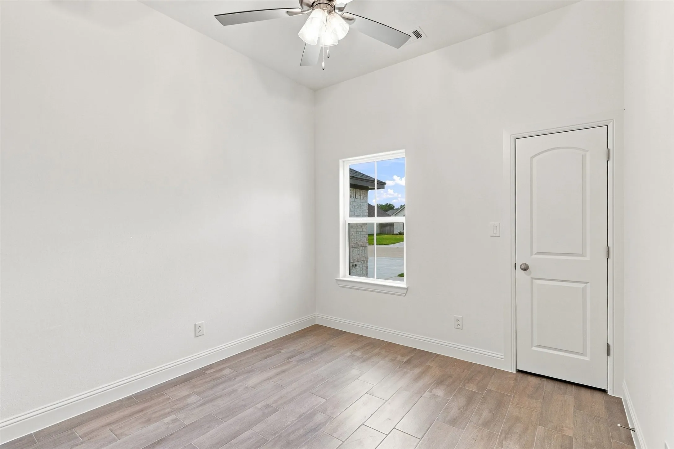 Single Family Residence For Sale in Hood County , 1130 Wild Rose Drive, Tolar, Texas 76476, 4 Bedroom, 2 Bathroom, 2 Garage spaces, 1,809 Sqft, built in 2026, mls#21376283, Real Estate Agent in Tolar, Homes For Sale in Hood county, Homes For Sale in Tolar, Realtor in Tolar Texas, Real Estate Brokerage Independent Realty Texas, Luminita Cordes Realtor