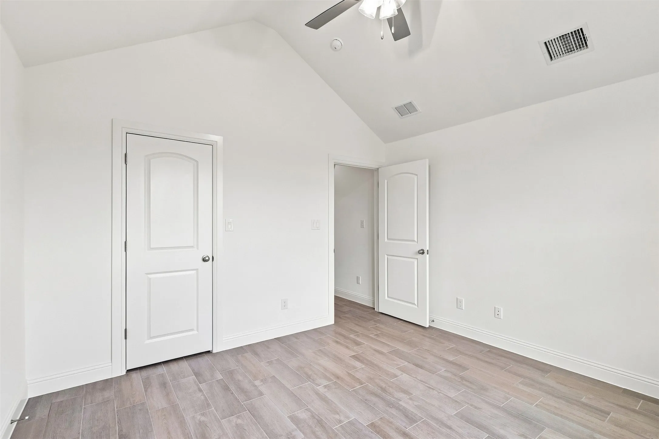 Single Family Residence For Sale in Hood County , 1130 Wild Rose Drive, Tolar, Texas 76476, 4 Bedroom, 2 Bathroom, 2 Garage spaces, 1,809 Sqft, built in 2026, mls#21376283, Real Estate Agent in Tolar, Homes For Sale in Hood county, Homes For Sale in Tolar, Realtor in Tolar Texas, Real Estate Brokerage Independent Realty Texas, Luminita Cordes Realtor