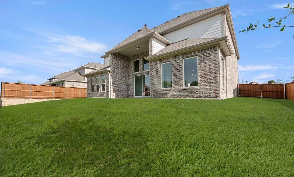 Rear Exterior Design Representative Photo