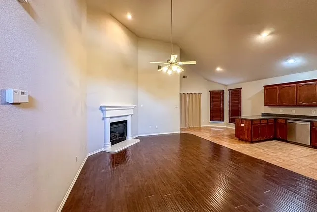Single Family Residence For Rent in Tarrant County , 3805 Brandywine Lane, Fort Worth, Texas 76244, 3 Bedroom, 2 Bathroom, 2 Garage spaces, 1,449 Sqft, built in 2003, mls#21378384, Real Estate Agent in Fort Worth, Homes For Rent in Tarrant county, Homes For Rent in Fort Worth, Realtor in Fort Worth Texas, Real Estate Brokerage Independent Realty Texas, Luminita Cordes Realtor