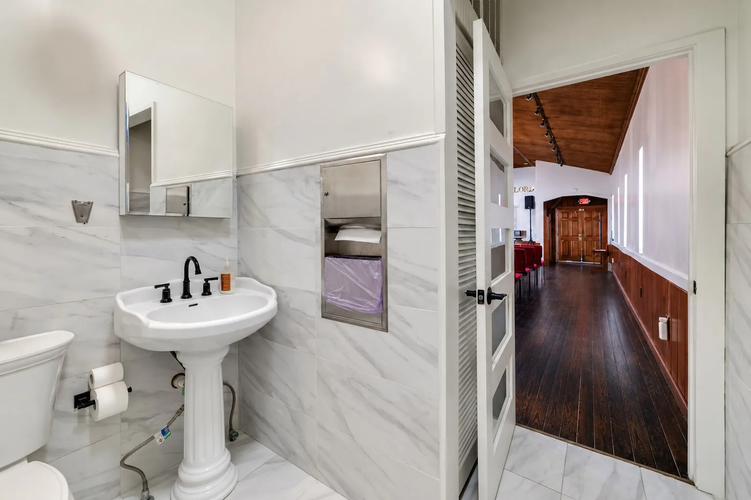 Business For Rent in Dallas County , 3024 Conklin Street, Dallas, Texas 75212, 0, 0, Garage spaces, 0 Sqft, built in 1940, mls#21375258, Real Estate Agent in Dallas, Homes For Rent in Dallas county, Homes For Rent in Dallas, Realtor in Dallas Texas, Real Estate Brokerage Independent Realty Texas, Luminita Cordes Realtor