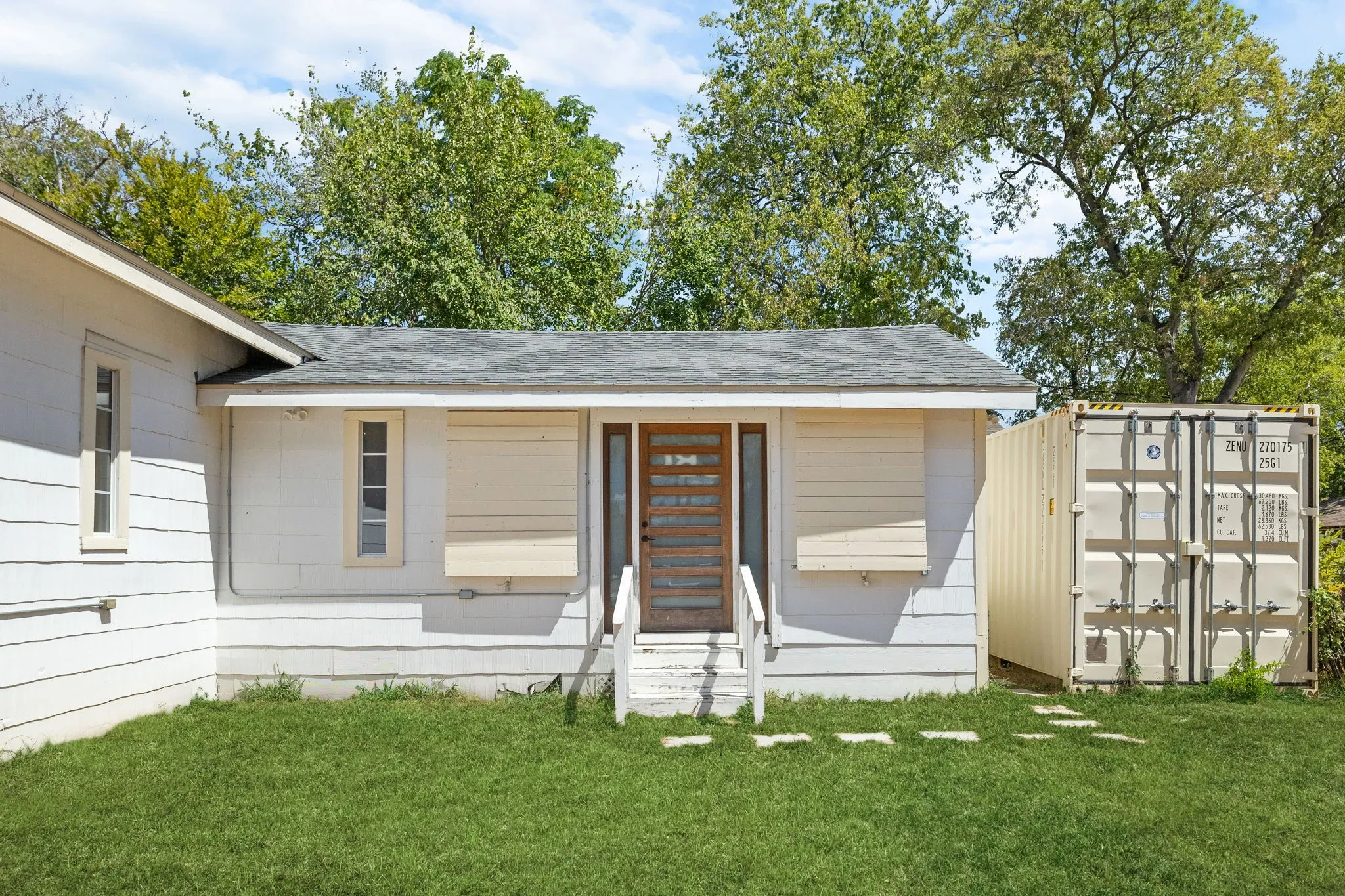 Business For Rent in Dallas County , 3024 Conklin Street, Dallas, Texas 75212, 0, 0, Garage spaces, 0 Sqft, built in 1940, mls#21375258, Real Estate Agent in Dallas, Homes For Rent in Dallas county, Homes For Rent in Dallas, Realtor in Dallas Texas, Real Estate Brokerage Independent Realty Texas, Luminita Cordes Realtor