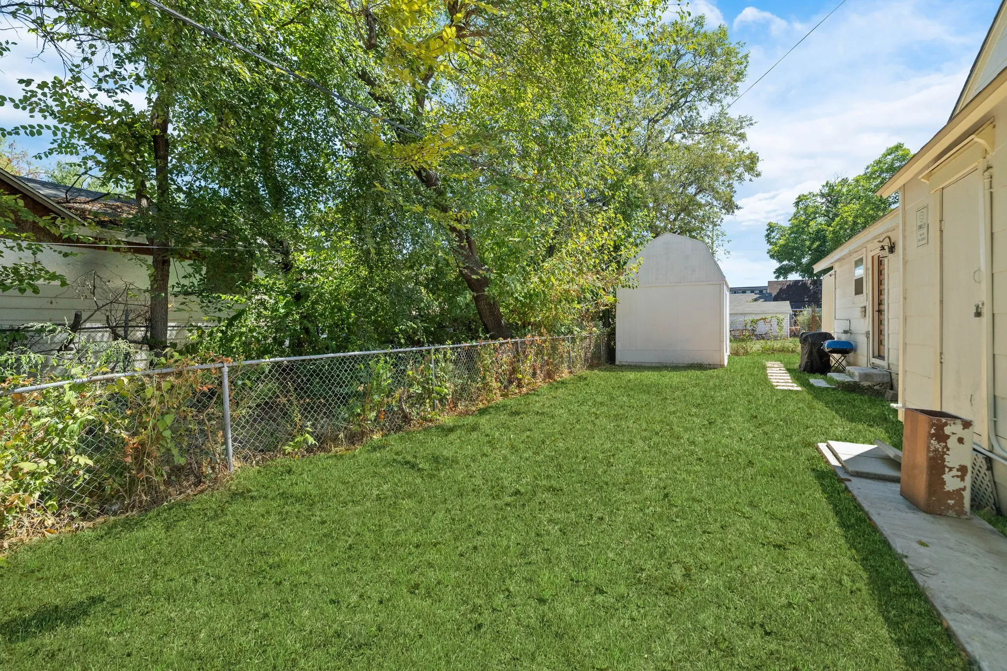Business For Rent in Dallas County , 3024 Conklin Street, Dallas, Texas 75212, 0, 0, Garage spaces, 0 Sqft, built in 1940, mls#21375258, Real Estate Agent in Dallas, Homes For Rent in Dallas county, Homes For Rent in Dallas, Realtor in Dallas Texas, Real Estate Brokerage Independent Realty Texas, Luminita Cordes Realtor