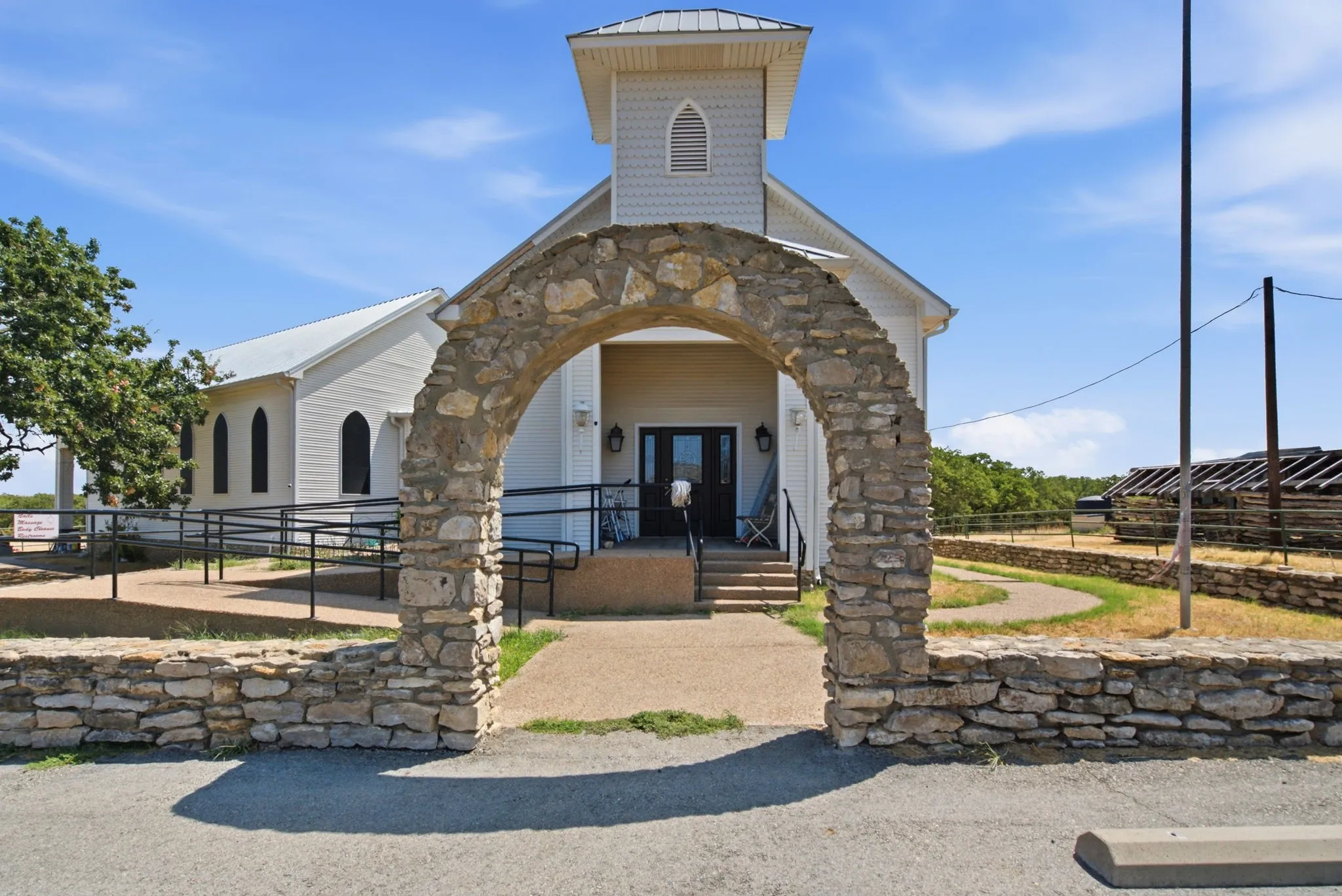 Office For Sale in Jack County , 9454 Fm 2210 E, Poolville, Texas 76487, 0, 0, Garage spaces, 8,000 Sqft, built in 2013, mls#21378555, Real Estate Agent in Poolville, Homes For Sale in Jack county, Homes For Sale in Poolville, Realtor in Poolville Texas, Real Estate Brokerage Independent Realty Texas, Luminita Cordes Realtor