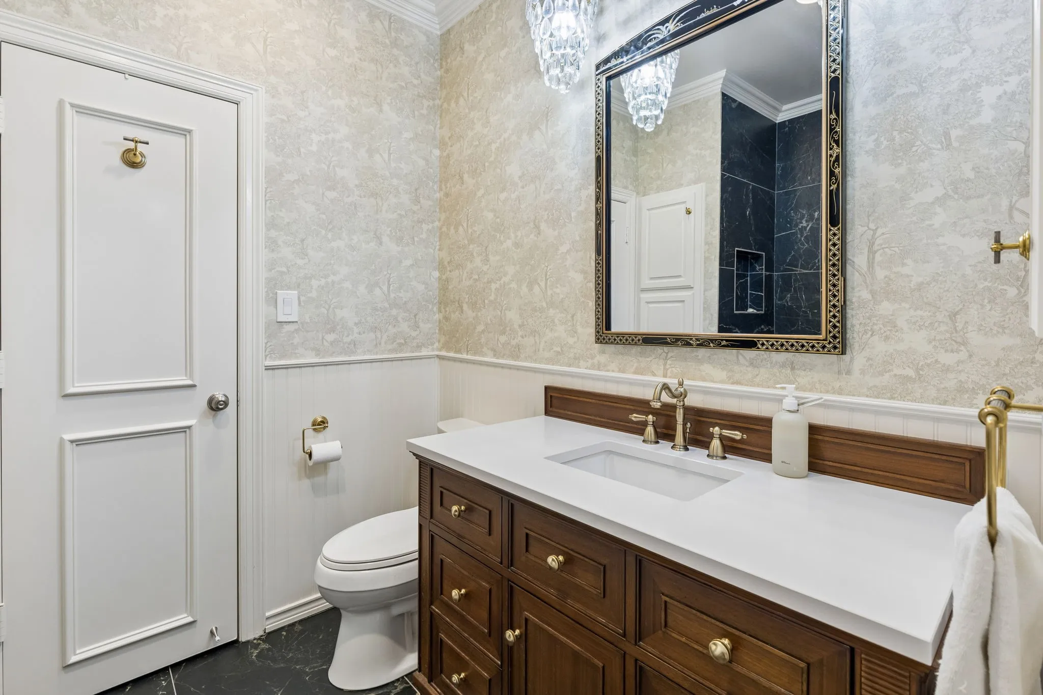 Single Family Residence For Sale in Collin County , 1401 Eastwick Lane, Plano, Texas 75093, 4 Bedroom, 5 Bathroom, 3 Garage spaces, 4,929 Sqft, built in 1993, mls#21379397, Real Estate Agent in Plano, Homes For Sale in Collin county, Homes For Sale in Plano, Realtor in Plano Texas, Real Estate Brokerage Independent Realty Texas, Luminita Cordes Realtor
