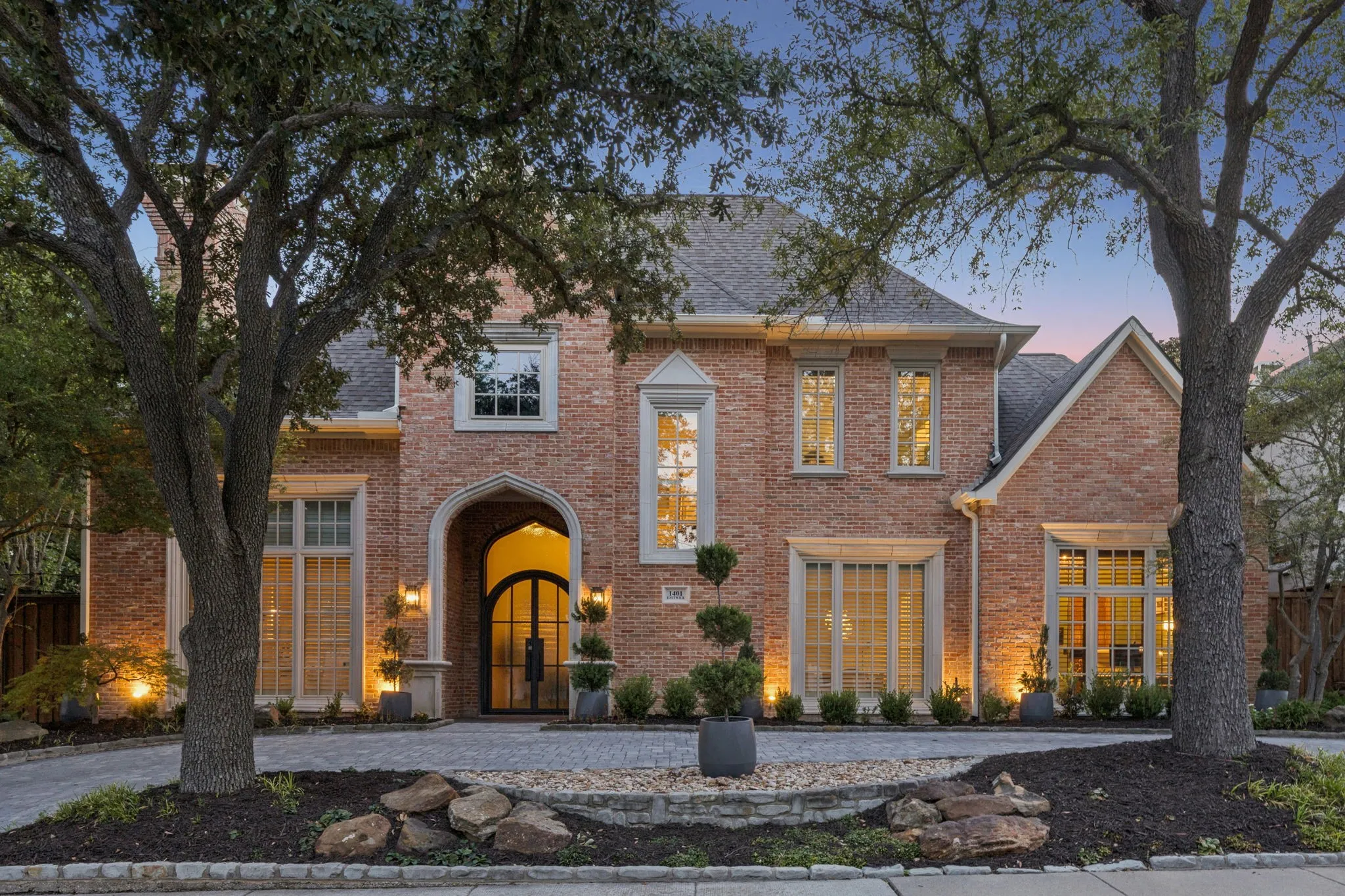 Single Family Residence For Sale in Collin County , 1401 Eastwick Lane, Plano, Texas 75093, 4 Bedroom, 5 Bathroom, 3 Garage spaces, 4,929 Sqft, built in 1993, mls#21379397, Real Estate Agent in Plano, Homes For Sale in Collin county, Homes For Sale in Plano, Realtor in Plano Texas, Real Estate Brokerage Independent Realty Texas, Luminita Cordes Realtor