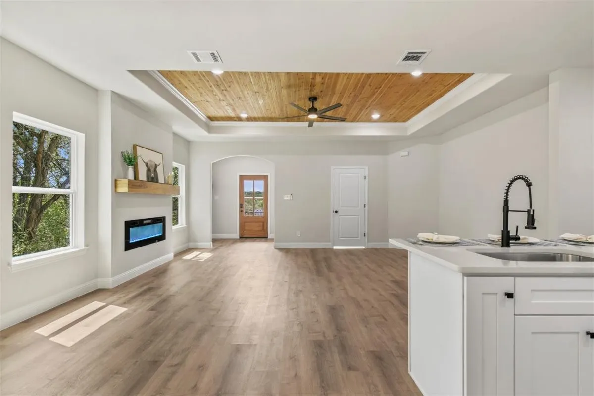 Single Family Residence For Sale in Hood County , 1001 Apache Ridge Road, Granbury, Texas 76048, 3 Bedroom, 2 Bathroom, 2 Garage spaces, 1,445 Sqft, built in 2026, mls#21378805, Real Estate Agent in Granbury, Homes For Sale in Hood county, Homes For Sale in Granbury, Realtor in Granbury Texas, Real Estate Brokerage Independent Realty Texas, Luminita Cordes Realtor