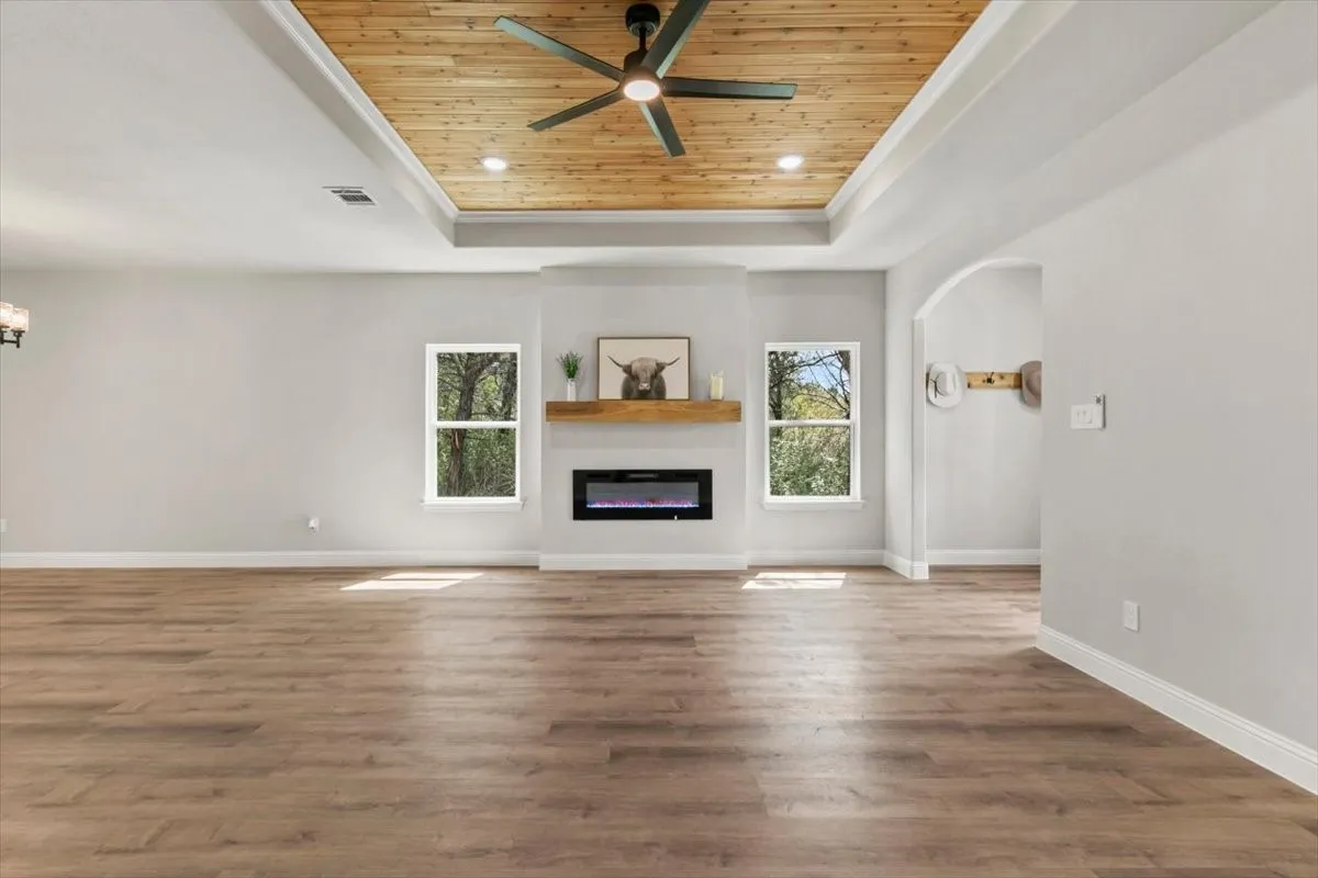 Single Family Residence For Sale in Hood County , 1001 Apache Ridge Road, Granbury, Texas 76048, 3 Bedroom, 2 Bathroom, 2 Garage spaces, 1,445 Sqft, built in 2026, mls#21378805, Real Estate Agent in Granbury, Homes For Sale in Hood county, Homes For Sale in Granbury, Realtor in Granbury Texas, Real Estate Brokerage Independent Realty Texas, Luminita Cordes Realtor