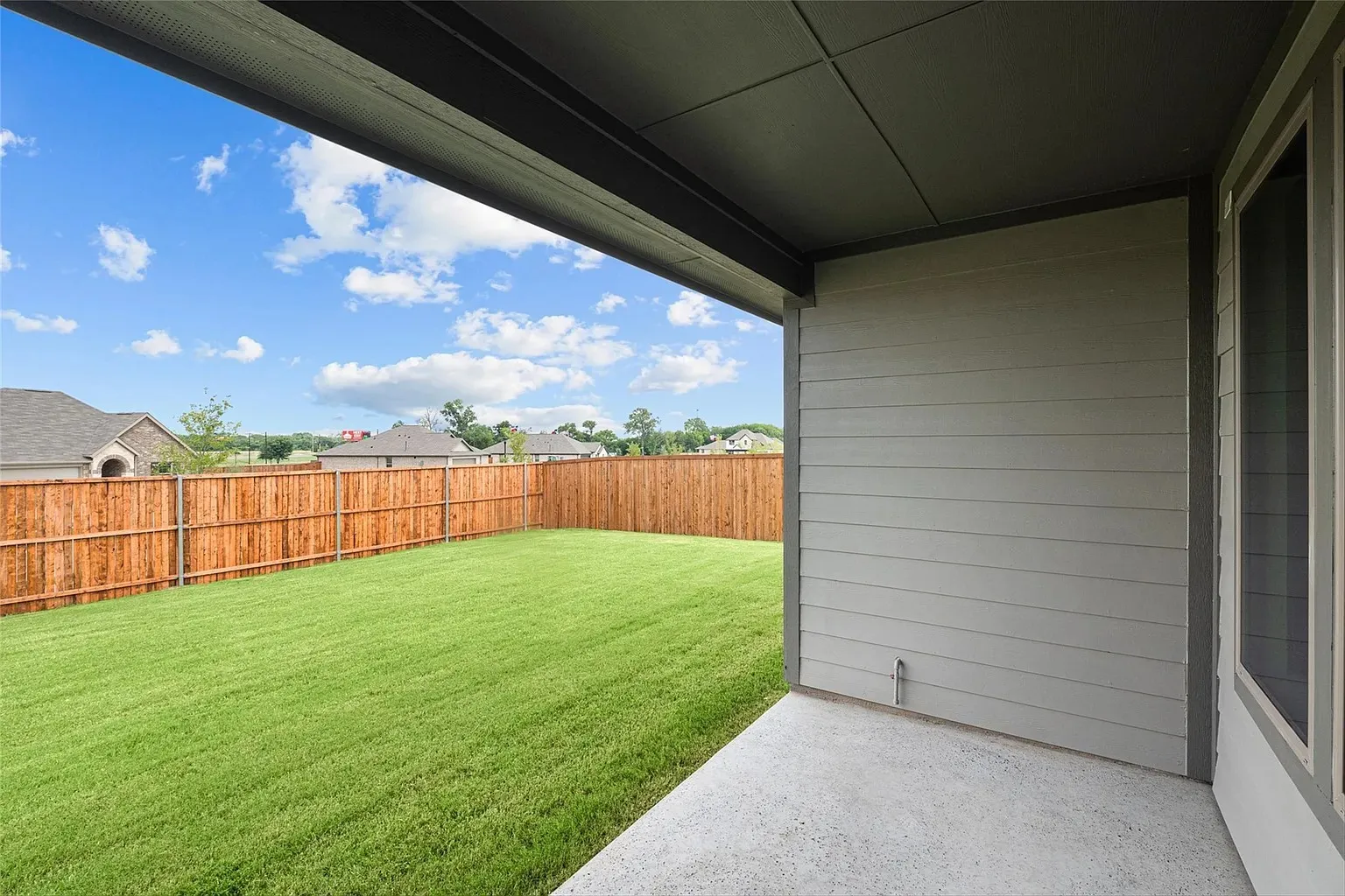 Single Family Residence For Rent in Grayson County , 1506 Golden Meadow Drive, Van Alstyne, Texas 75495, 4 Bedroom, 3 Bathroom, 2 Garage spaces, 2,710 Sqft, built in 2023, mls#21376922, Real Estate Agent in Van Alstyne, Homes For Rent in Grayson county, Homes For Rent in Van Alstyne, Realtor in Van Alstyne Texas, Real Estate Brokerage Independent Realty Texas, Luminita Cordes Realtor