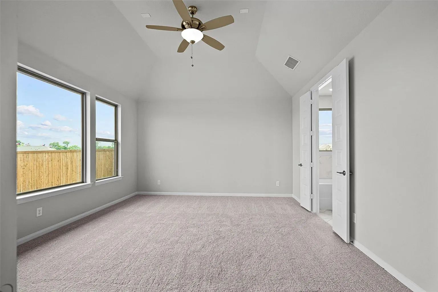 Single Family Residence For Rent in Grayson County , 1506 Golden Meadow Drive, Van Alstyne, Texas 75495, 4 Bedroom, 3 Bathroom, 2 Garage spaces, 2,710 Sqft, built in 2023, mls#21376922, Real Estate Agent in Van Alstyne, Homes For Rent in Grayson county, Homes For Rent in Van Alstyne, Realtor in Van Alstyne Texas, Real Estate Brokerage Independent Realty Texas, Luminita Cordes Realtor