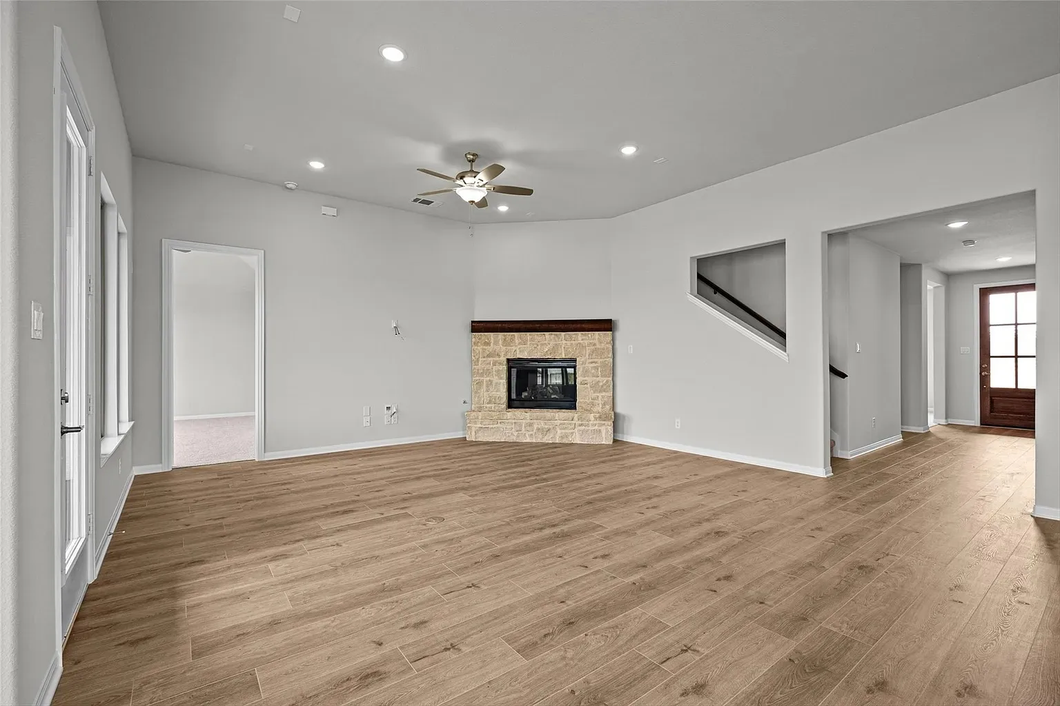 Single Family Residence For Rent in Grayson County , 1506 Golden Meadow Drive, Van Alstyne, Texas 75495, 4 Bedroom, 3 Bathroom, 2 Garage spaces, 2,710 Sqft, built in 2023, mls#21376922, Real Estate Agent in Van Alstyne, Homes For Rent in Grayson county, Homes For Rent in Van Alstyne, Realtor in Van Alstyne Texas, Real Estate Brokerage Independent Realty Texas, Luminita Cordes Realtor