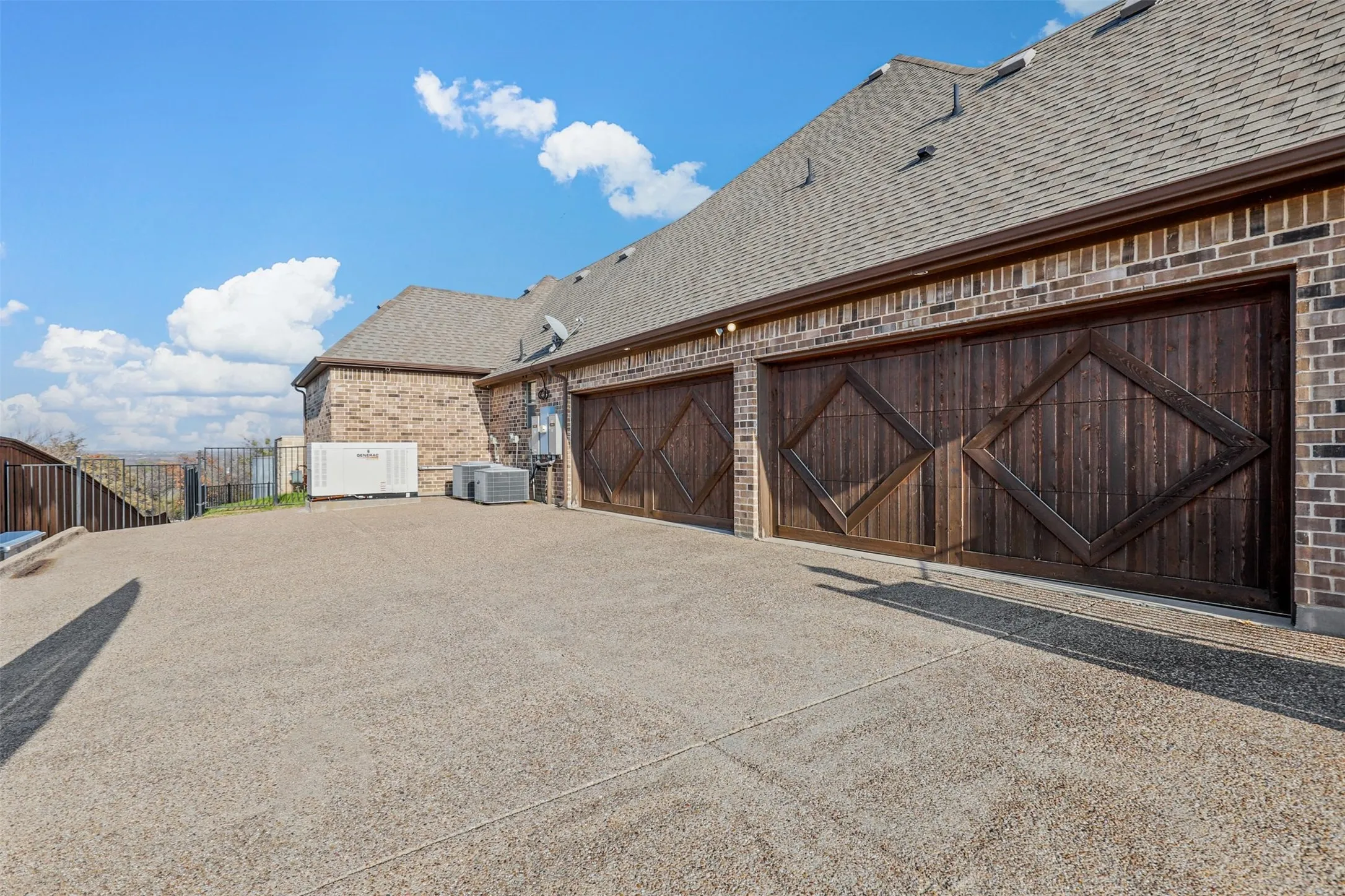 Single Family Residence For Sale in Tarrant County , 12416 Dido Vista Court, Fort Worth, Texas 76179, 4 Bedroom, 5 Bathroom, 4 Garage spaces, 4,726 Sqft, built in 2015, mls#21379492, Real Estate Agent in Fort Worth, Homes For Sale in Tarrant county, Homes For Sale in Fort Worth, Realtor in Fort Worth Texas, Real Estate Brokerage Independent Realty Texas, Luminita Cordes Realtor