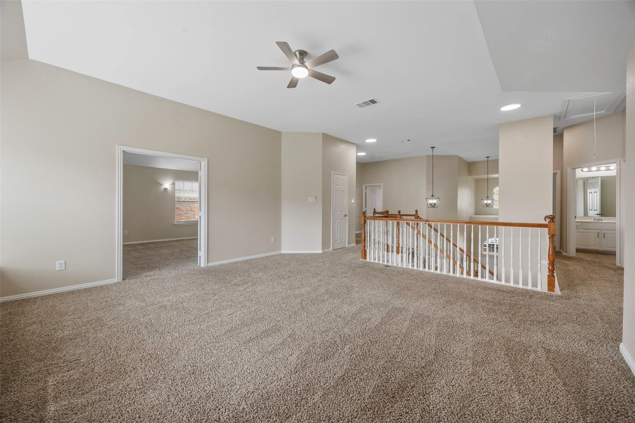 Single Family Residence For Rent in Collin County , 12003 Yoakum Drive, Frisco, Texas 75035, 5 Bedroom, 4 Bathroom, 3 Garage spaces, 3,989 Sqft, built in 2006, mls#21379520, Real Estate Agent in Frisco, Homes For Rent in Collin county, Homes For Rent in Frisco, Realtor in Frisco Texas, Real Estate Brokerage Independent Realty Texas, Luminita Cordes Realtor