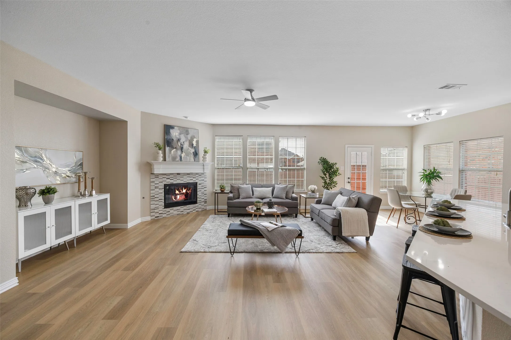 Single Family Residence For Rent in Collin County , 12003 Yoakum Drive, Frisco, Texas 75035, 5 Bedroom, 4 Bathroom, 3 Garage spaces, 3,989 Sqft, built in 2006, mls#21379520, Real Estate Agent in Frisco, Homes For Rent in Collin county, Homes For Rent in Frisco, Realtor in Frisco Texas, Real Estate Brokerage Independent Realty Texas, Luminita Cordes Realtor