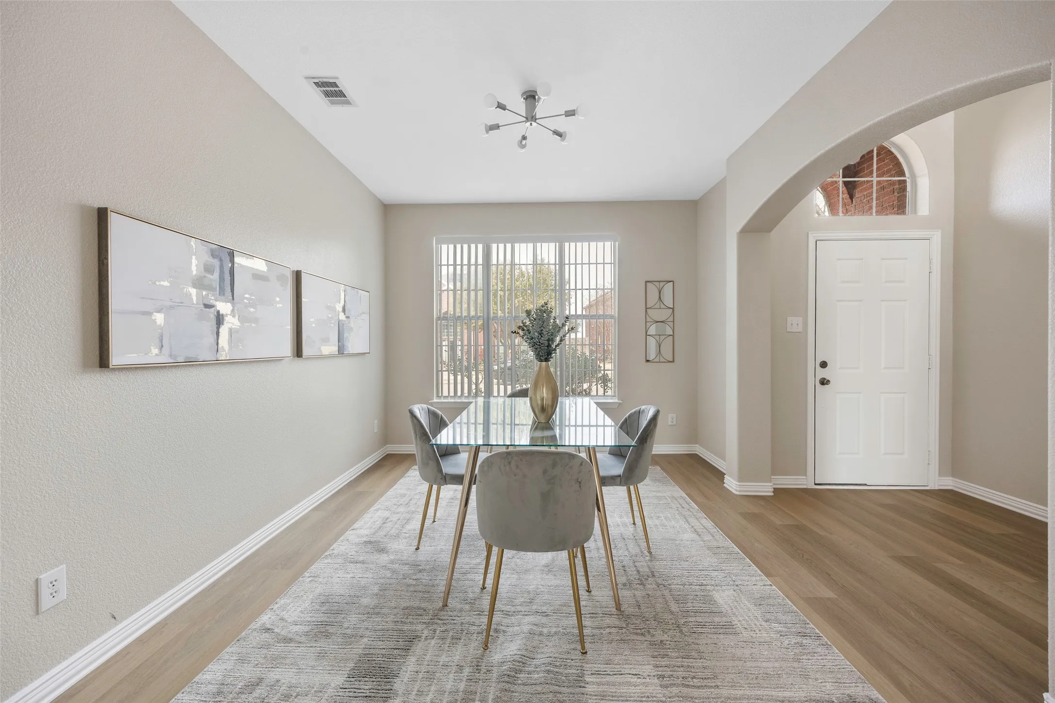 Single Family Residence For Rent in Collin County , 12003 Yoakum Drive, Frisco, Texas 75035, 5 Bedroom, 4 Bathroom, 3 Garage spaces, 3,989 Sqft, built in 2006, mls#21379520, Real Estate Agent in Frisco, Homes For Rent in Collin county, Homes For Rent in Frisco, Realtor in Frisco Texas, Real Estate Brokerage Independent Realty Texas, Luminita Cordes Realtor