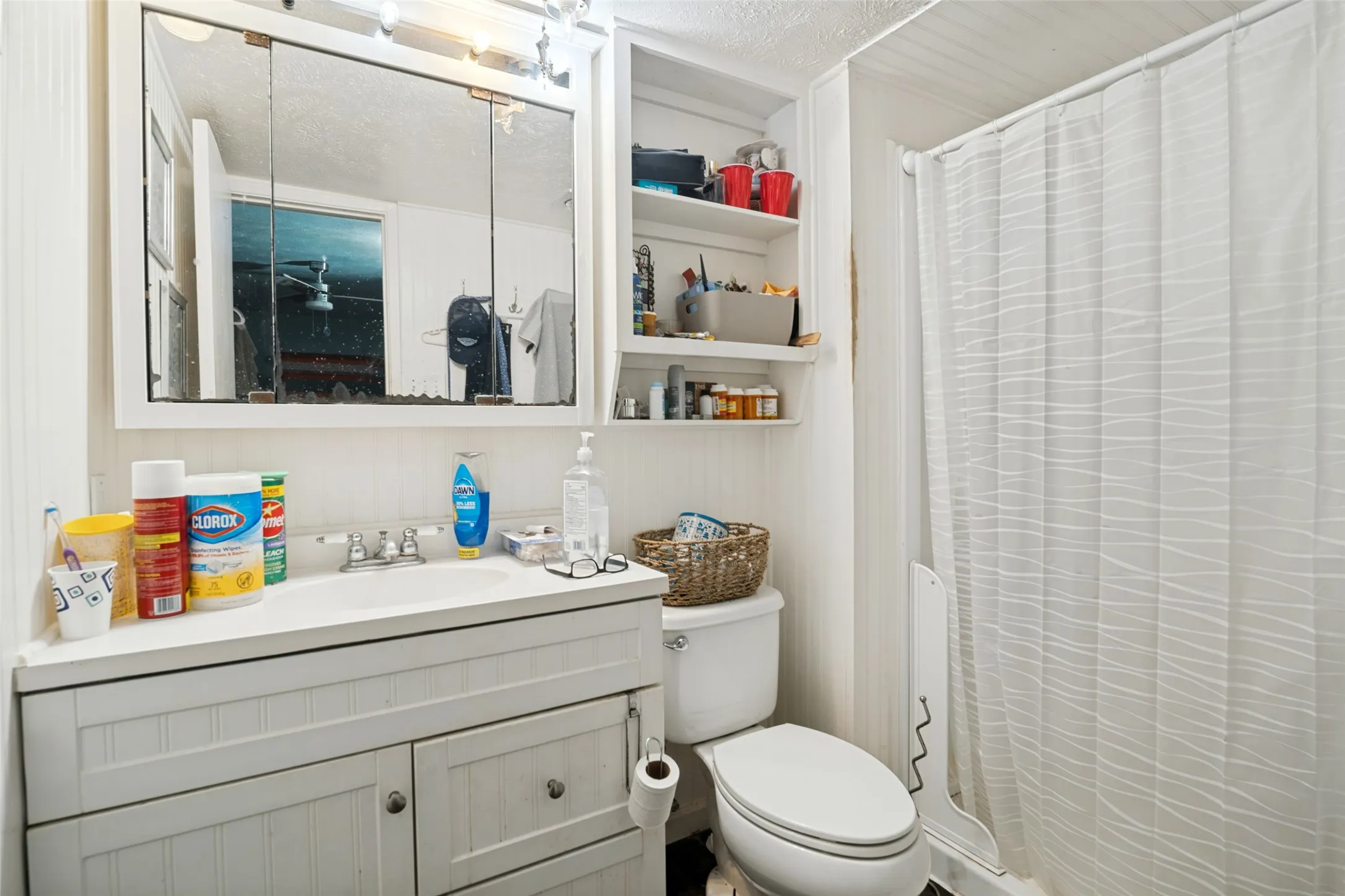 White vanity with an integrated sink