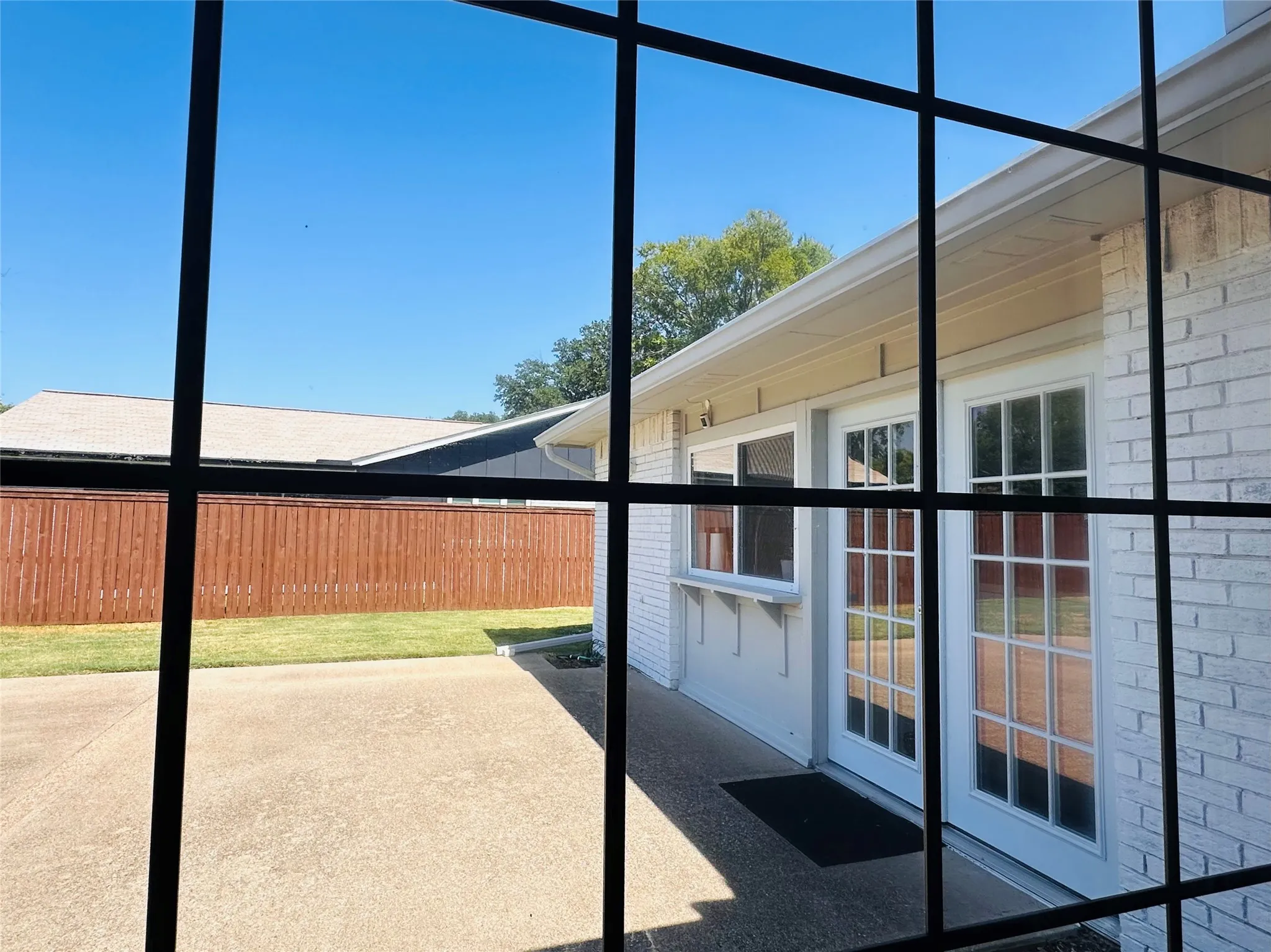 Single Family Residence For Rent in Collin County , 1533 W Spring Creek Parkway, Plano, Texas 75023, 3 Bedroom, 2 Bathroom, Garage spaces, 1,670 Sqft, built in 1976, mls#21379490, Real Estate Agent in Plano, Homes For Rent in Collin county, Homes For Rent in Plano, Realtor in Plano Texas, Real Estate Brokerage Independent Realty Texas, Luminita Cordes Realtor