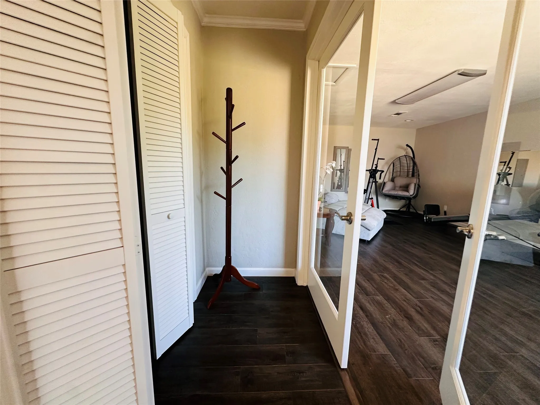 Single Family Residence For Rent in Collin County , 1533 W Spring Creek Parkway, Plano, Texas 75023, 3 Bedroom, 2 Bathroom, Garage spaces, 1,670 Sqft, built in 1976, mls#21379490, Real Estate Agent in Plano, Homes For Rent in Collin county, Homes For Rent in Plano, Realtor in Plano Texas, Real Estate Brokerage Independent Realty Texas, Luminita Cordes Realtor
