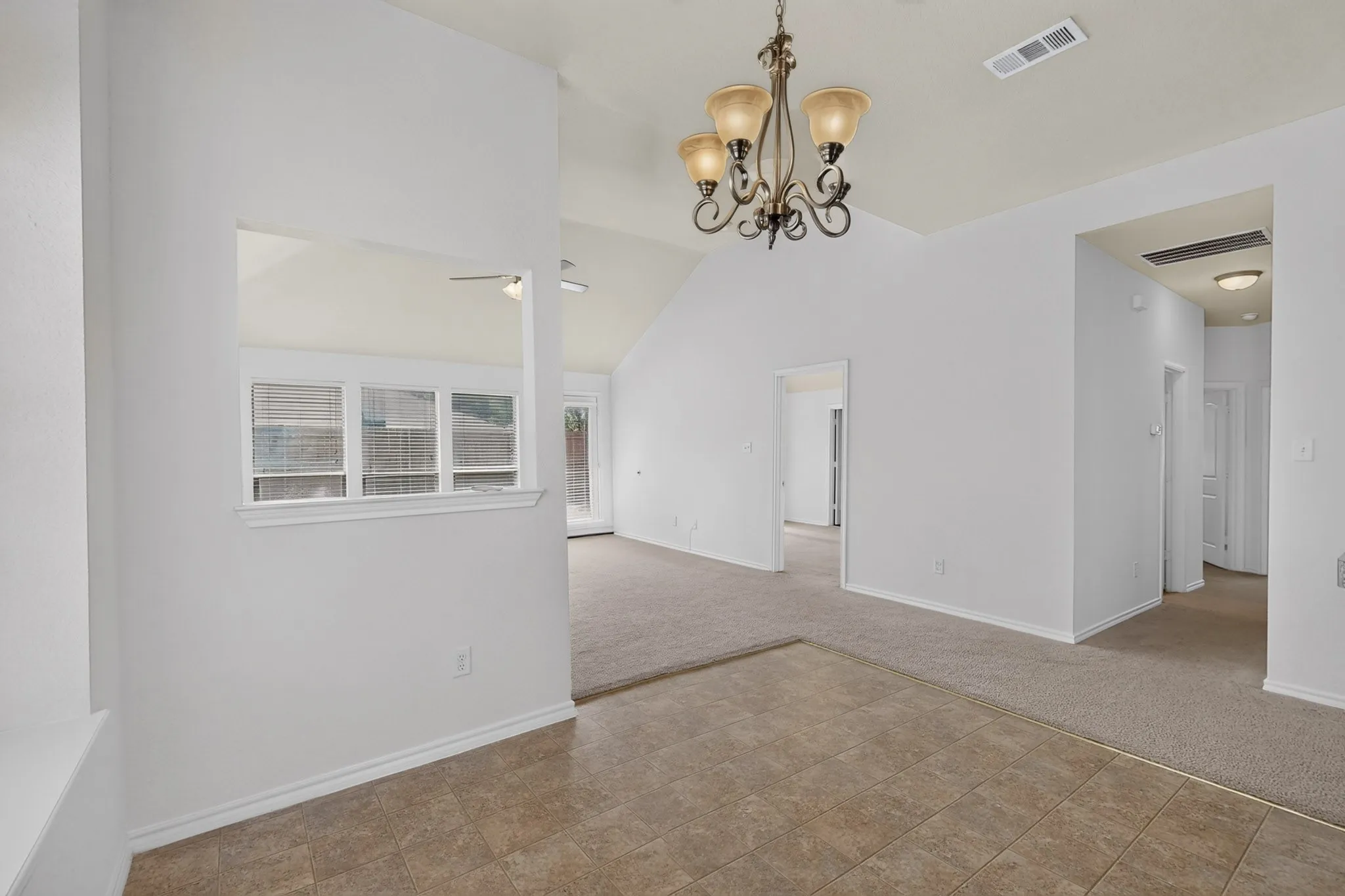Single Family Residence For Rent in Denton County , 408 Windridge Drive, Little Elm, Texas 75068, 3 Bedroom, 2 Bathroom, 2 Garage spaces, 1,502 Sqft, built in 2014, mls#21341530, Real Estate Agent in Little Elm, Homes For Rent in Denton county, Homes For Rent in Little Elm, Realtor in Little Elm Texas, Real Estate Brokerage Independent Realty Texas, Luminita Cordes Realtor