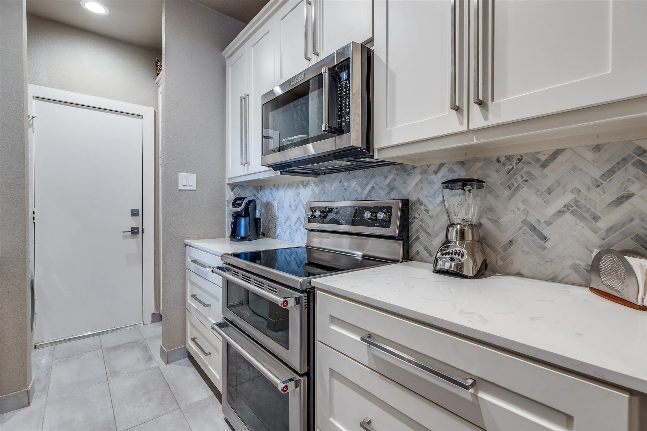 Condominium For Sale in Dallas County , 5616 Preston Oaks Road 1507, Dallas, Texas 75254, 2 Bedroom, 1 Bathroom, 1 Garage spaces, 891 Sqft, built in 1982, mls#21379066, Real Estate Agent in Dallas, Homes For Sale in Dallas county, Homes For Sale in Dallas, Realtor in Dallas Texas, Real Estate Brokerage Independent Realty Texas, Luminita Cordes Realtor