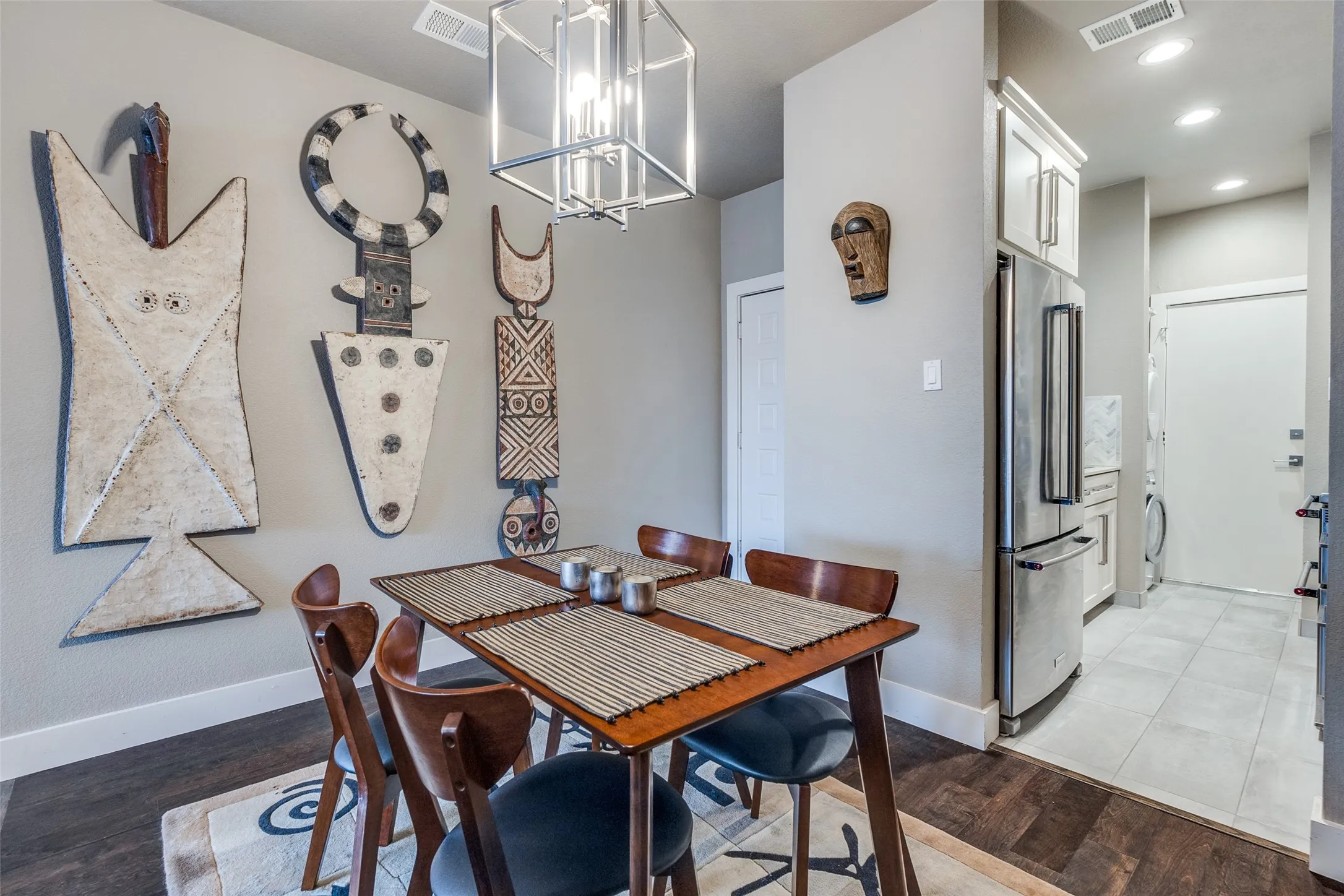 Condominium For Sale in Dallas County , 5616 Preston Oaks Road 1507, Dallas, Texas 75254, 2 Bedroom, 1 Bathroom, 1 Garage spaces, 891 Sqft, built in 1982, mls#21379066, Real Estate Agent in Dallas, Homes For Sale in Dallas county, Homes For Sale in Dallas, Realtor in Dallas Texas, Real Estate Brokerage Independent Realty Texas, Luminita Cordes Realtor
