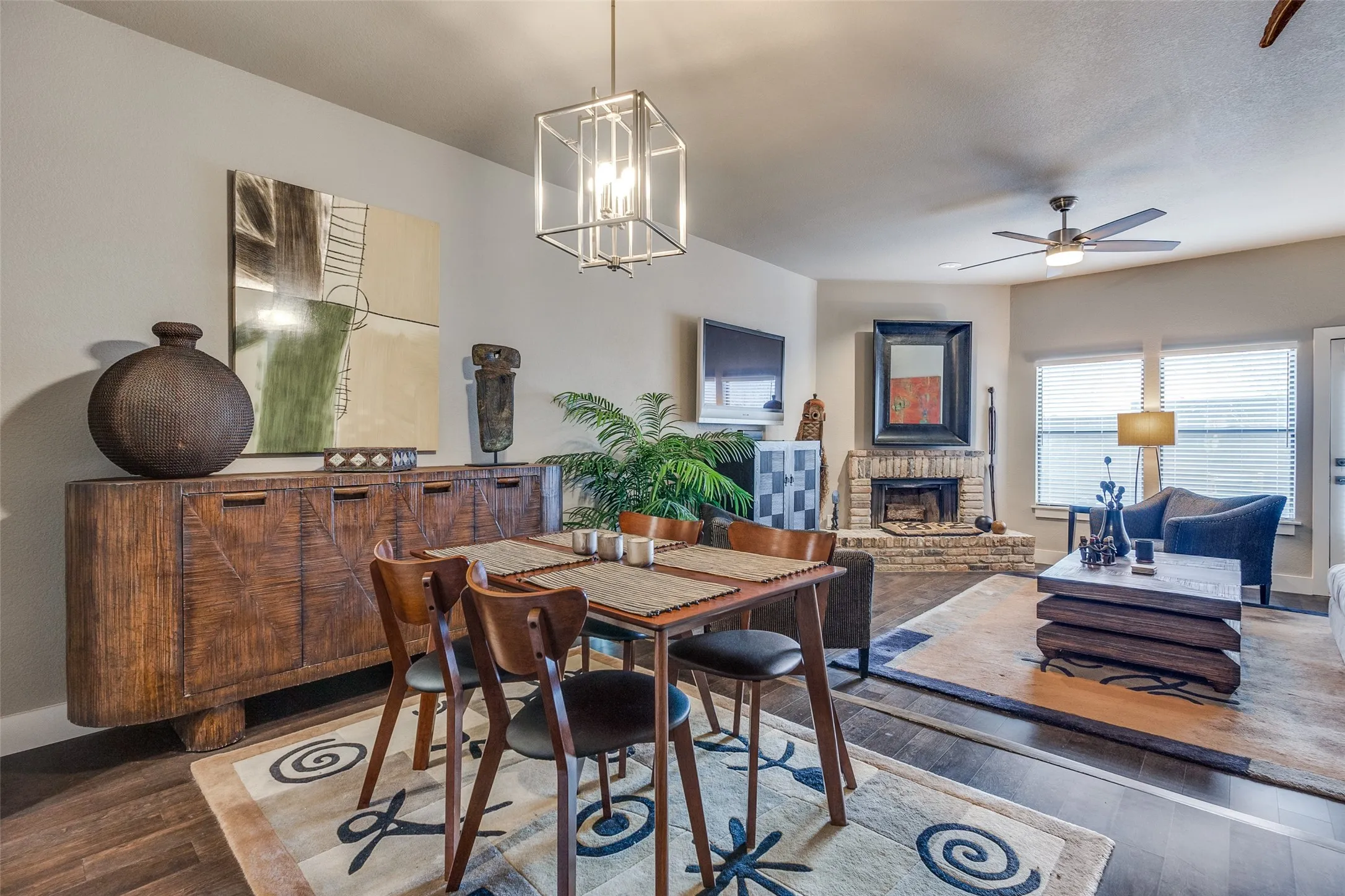 Condominium For Sale in Dallas County , 5616 Preston Oaks Road 1507, Dallas, Texas 75254, 2 Bedroom, 1 Bathroom, 1 Garage spaces, 891 Sqft, built in 1982, mls#21379066, Real Estate Agent in Dallas, Homes For Sale in Dallas county, Homes For Sale in Dallas, Realtor in Dallas Texas, Real Estate Brokerage Independent Realty Texas, Luminita Cordes Realtor