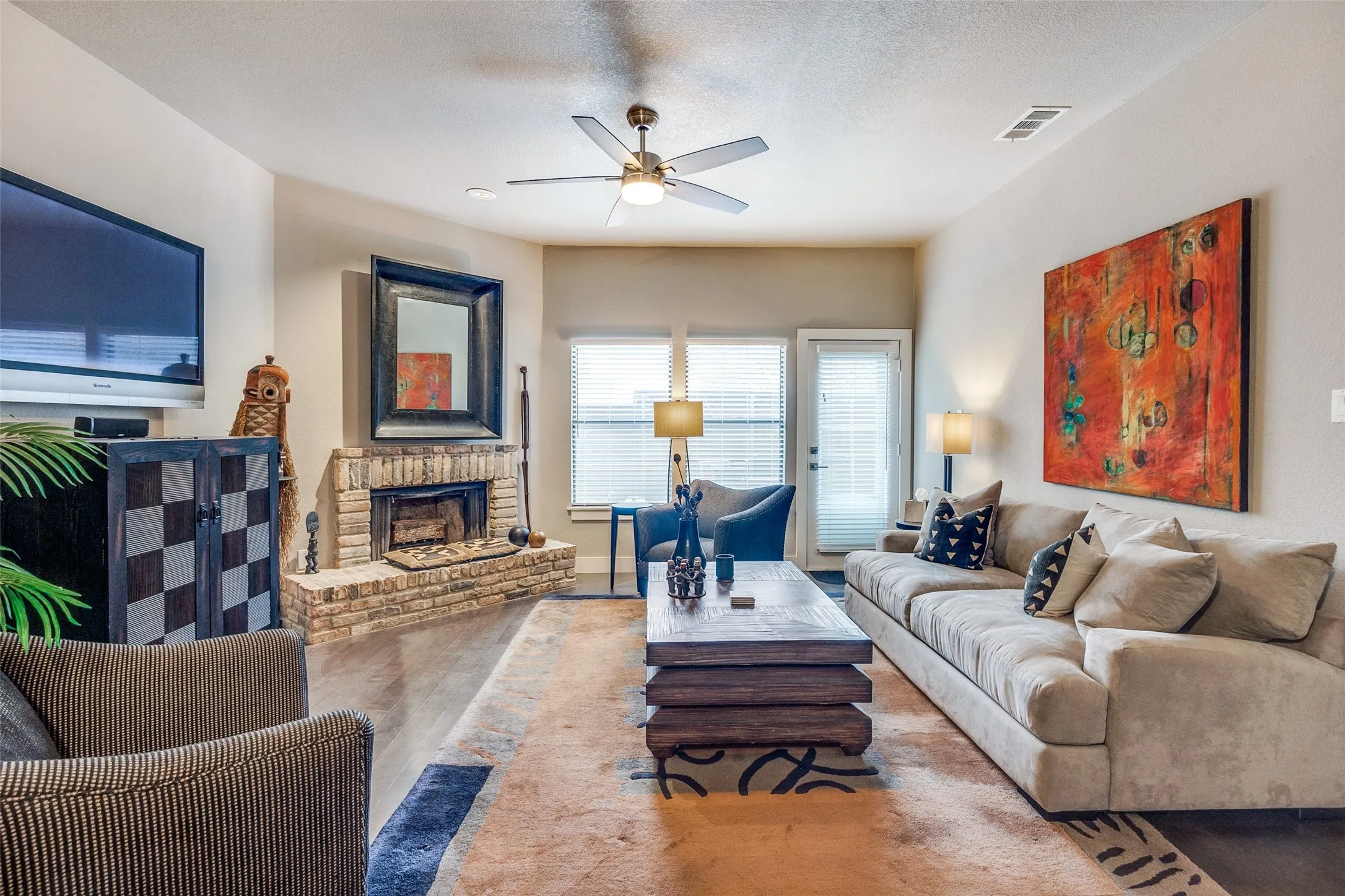 Condominium For Sale in Dallas County , 5616 Preston Oaks Road 1507, Dallas, Texas 75254, 2 Bedroom, 1 Bathroom, 1 Garage spaces, 891 Sqft, built in 1982, mls#21379066, Real Estate Agent in Dallas, Homes For Sale in Dallas county, Homes For Sale in Dallas, Realtor in Dallas Texas, Real Estate Brokerage Independent Realty Texas, Luminita Cordes Realtor