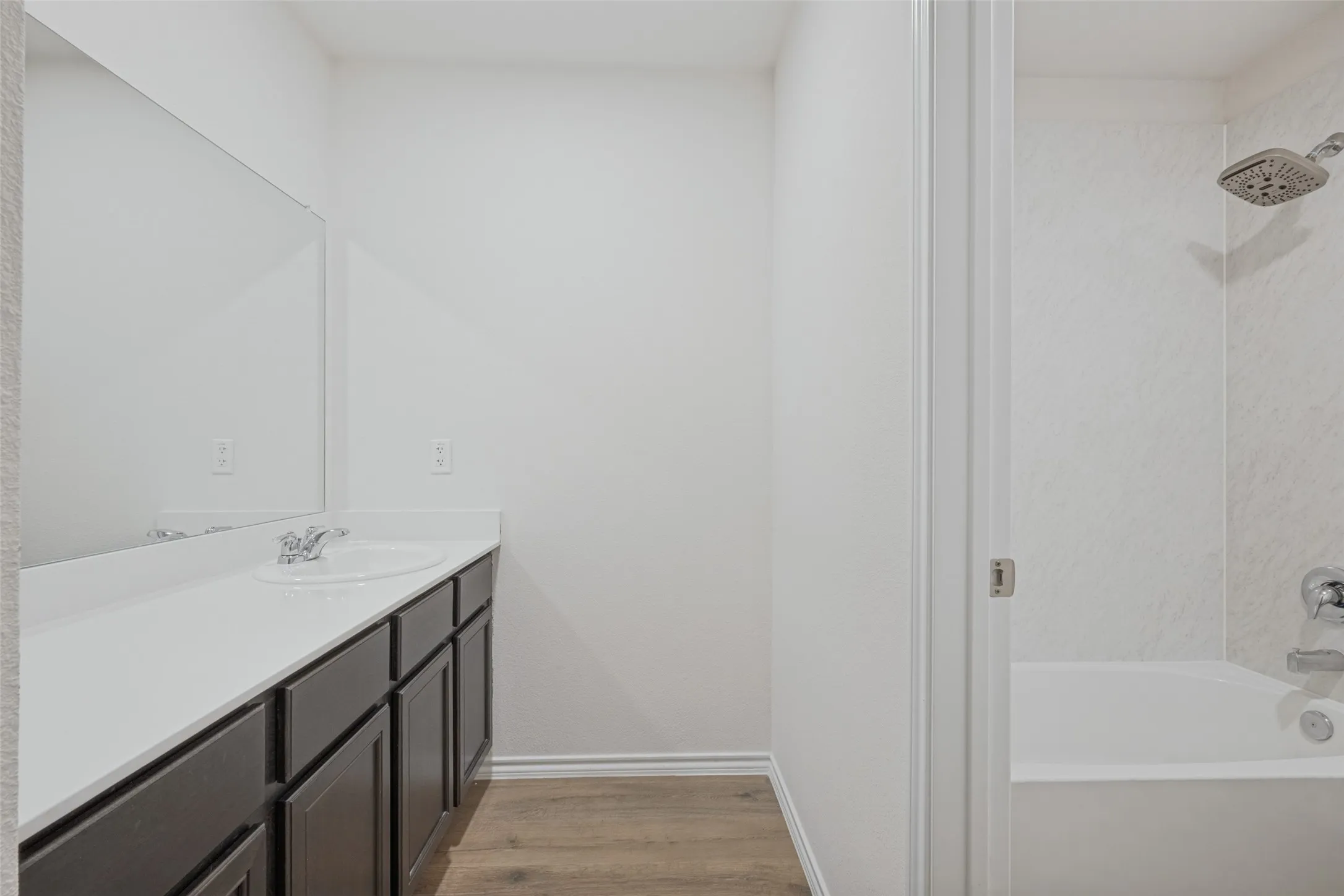 Single Family Residence For Sale in Denton County , 1104 Saddlehorn Drive, Denton, Texas 76207, 5 Bedroom, 2 Bathroom, 2 Garage spaces, 1,949 Sqft, built in 2022, mls#21379535, Real Estate Agent in Denton, Homes For Sale in Denton county, Homes For Sale in Denton, Realtor in Denton Texas, Real Estate Brokerage Independent Realty Texas, Luminita Cordes Realtor